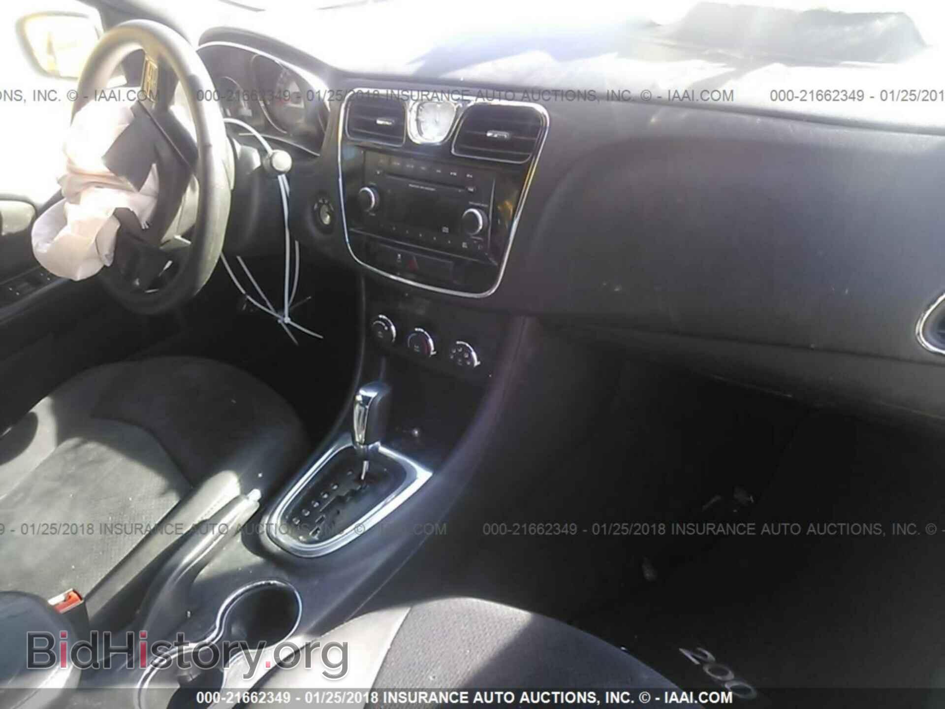 2013 Chrysler 200 - VIN: 1C3CCBABXDN640410 - Photo 5