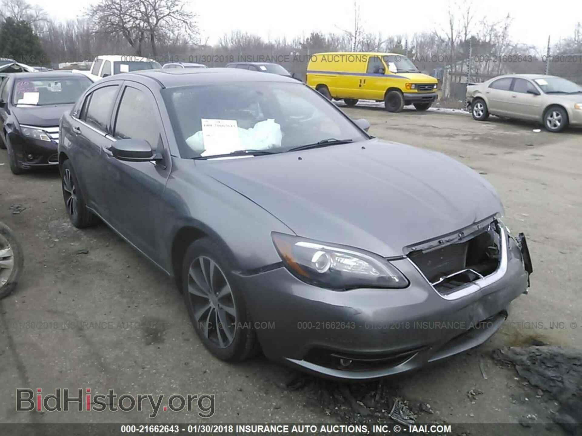 Photo 1C3CCBBB9DN679133 - Chrysler 200 2013