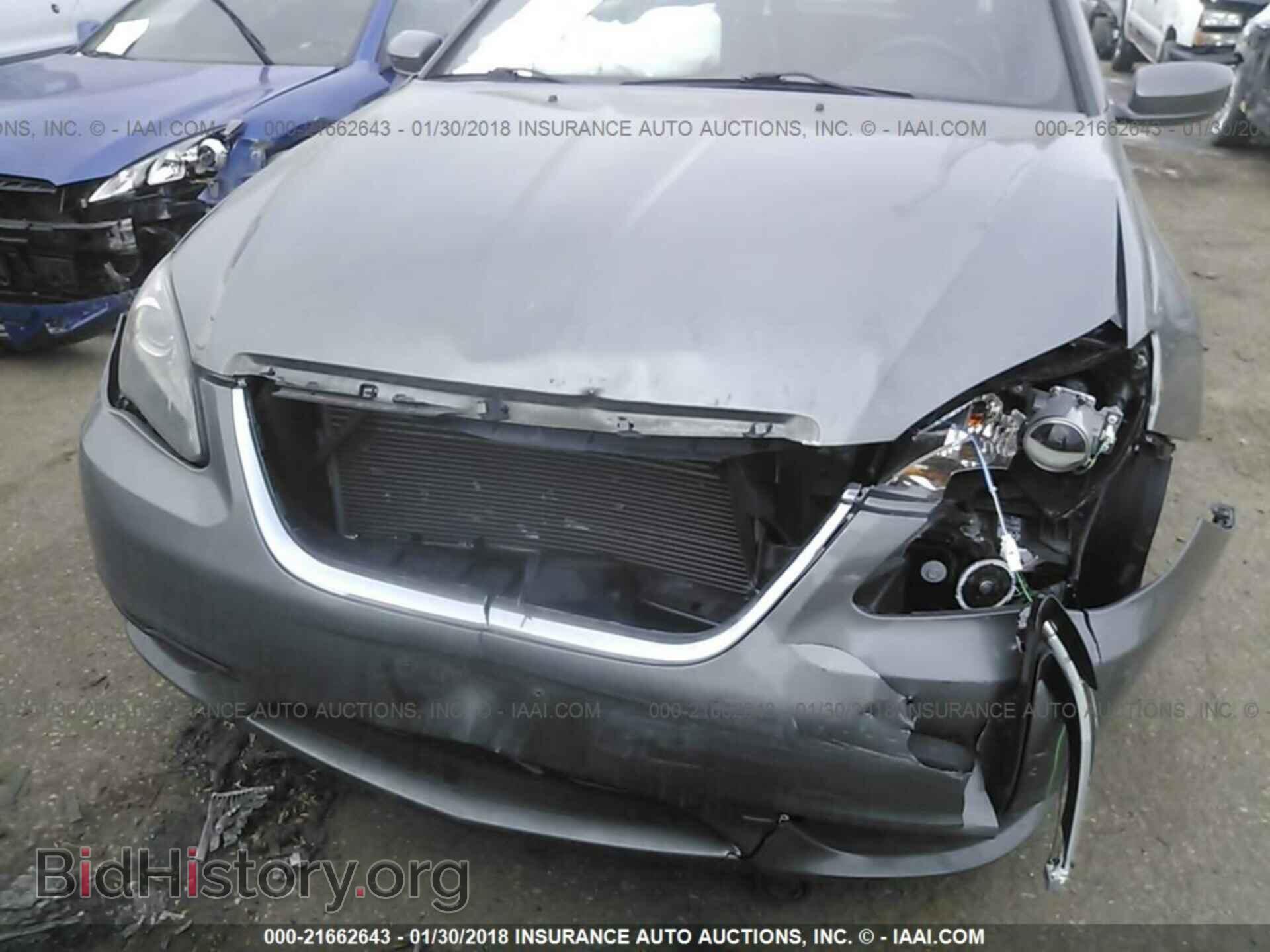 2013 Chrysler 200 - VIN: 1C3CCBBB9DN679133 - Фото 6