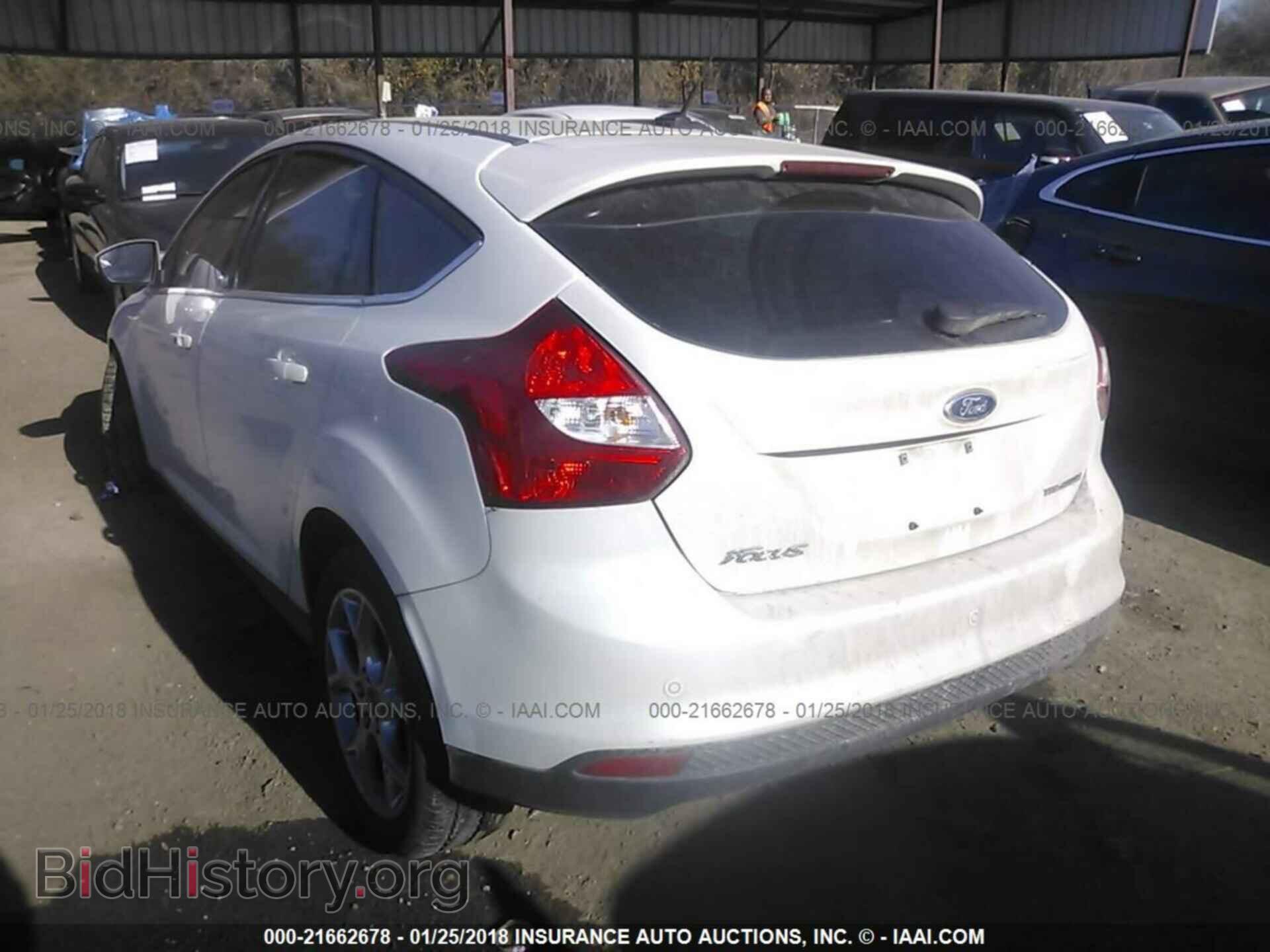 2012 Ford Focus - VIN: 1FAHP3N29CL323918 - Photo 3