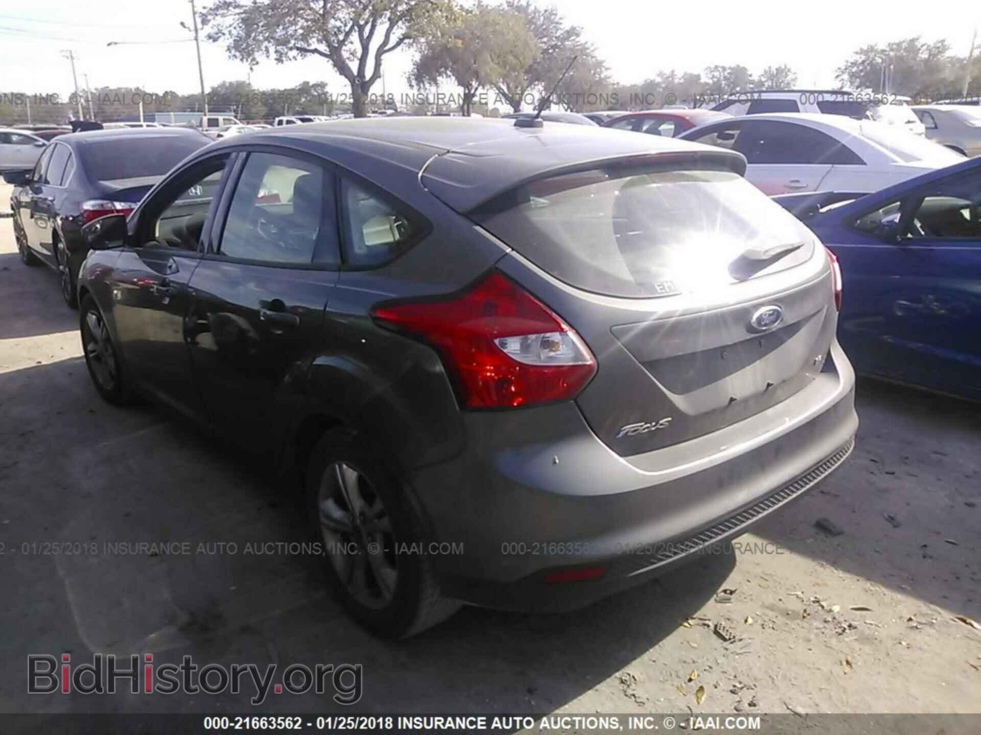 2012 Ford Focus - VIN: 1FAHP3K28CL341685 - Фото 3