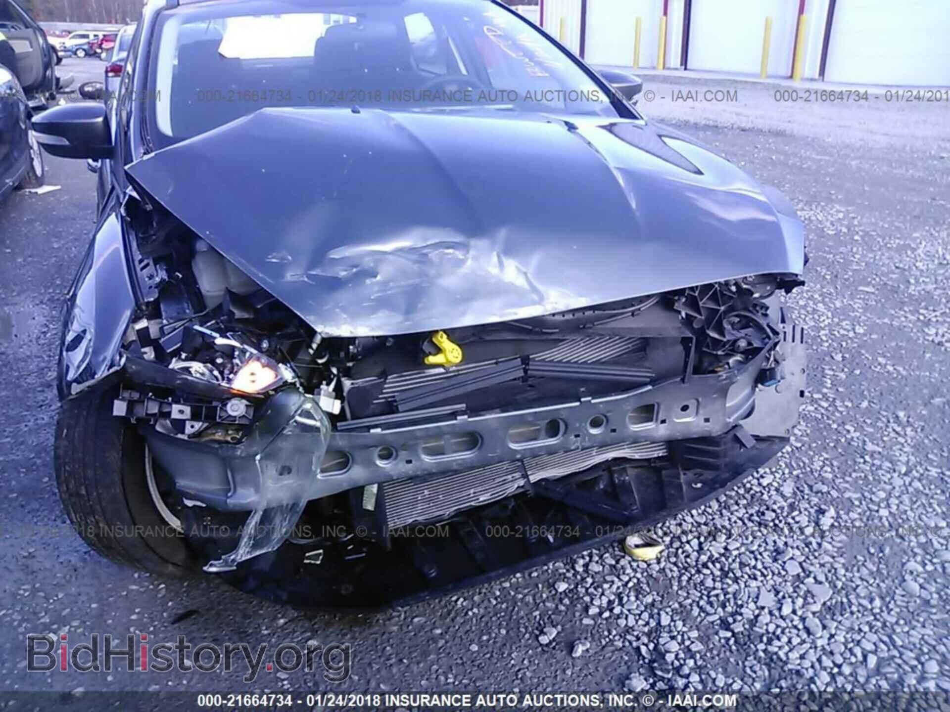 2016 Ford Focus - VIN: 1FADP3F25GL279130 - Photo 6