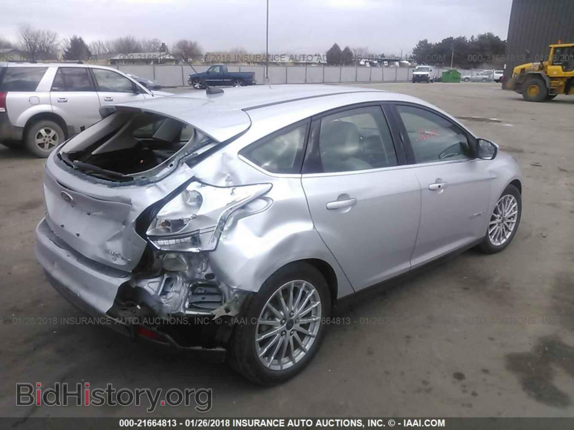 2013 Ford Focus - VIN: 1FADP3R4XDL153922 - Photo 4
