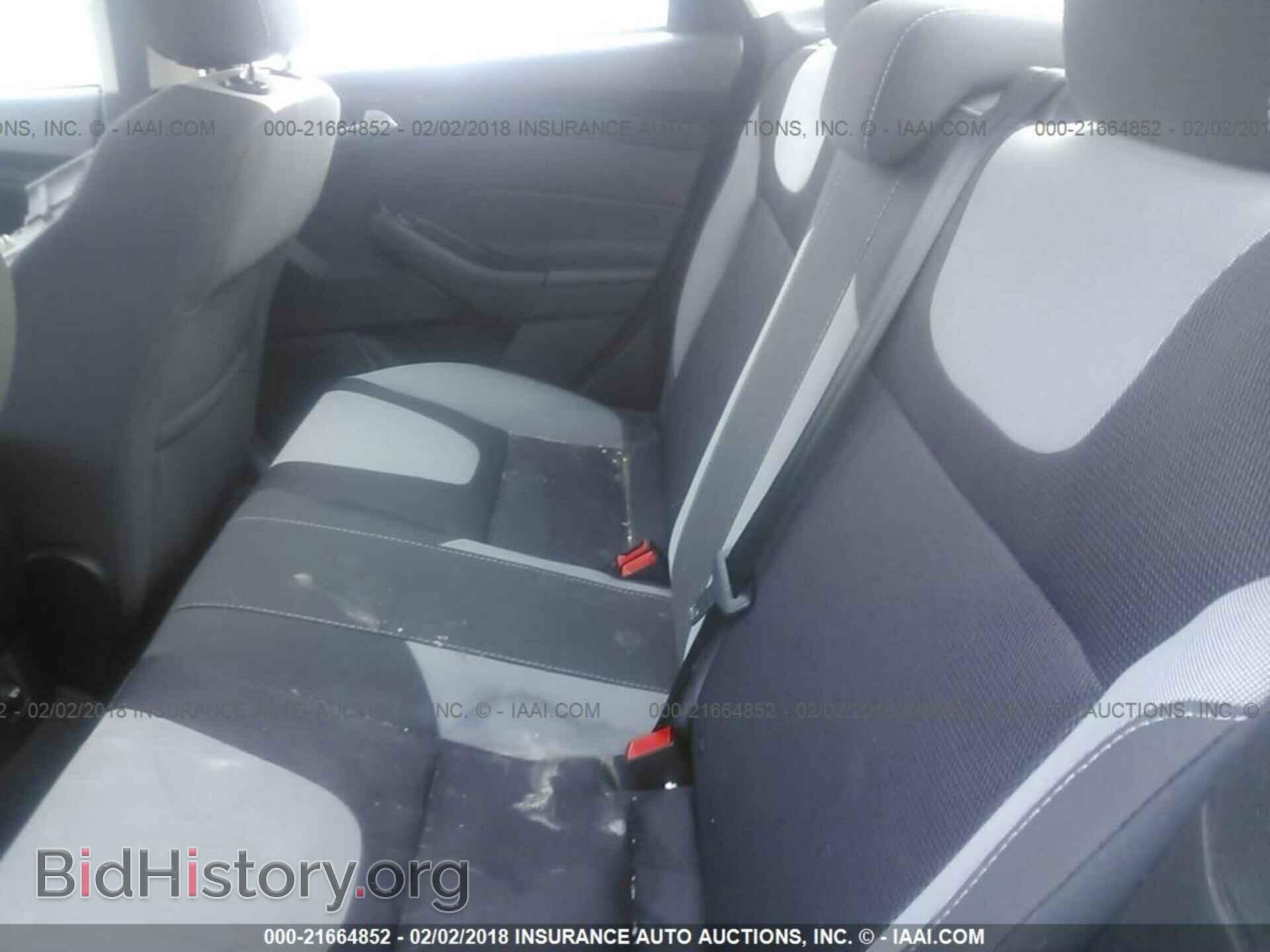 2014 Ford Focus - VIN: 1FADP3F23EL270858 - Photo 8