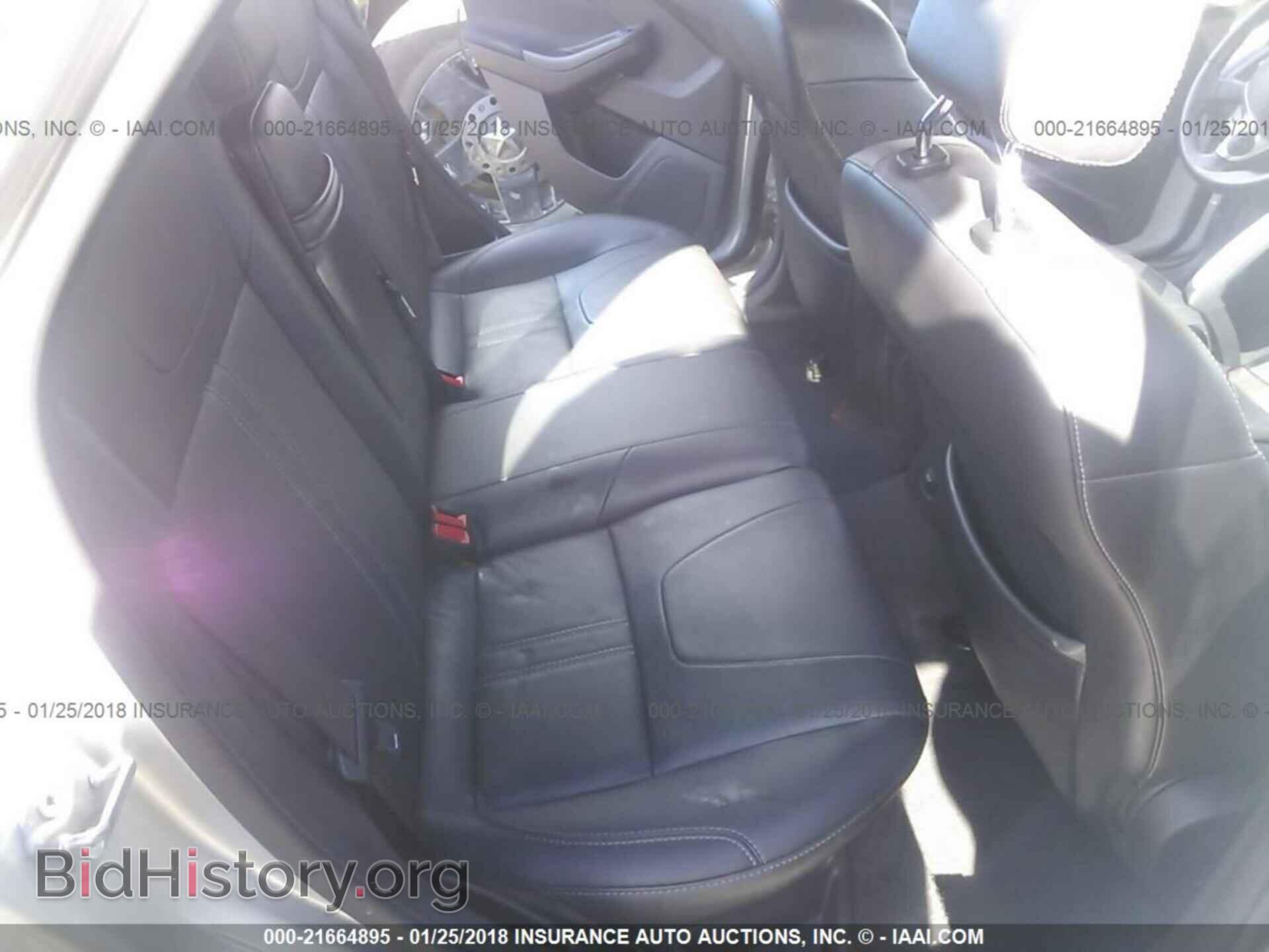 2012 Ford Focus - VIN: 1FAHP3M25CL368064 - Photo 8