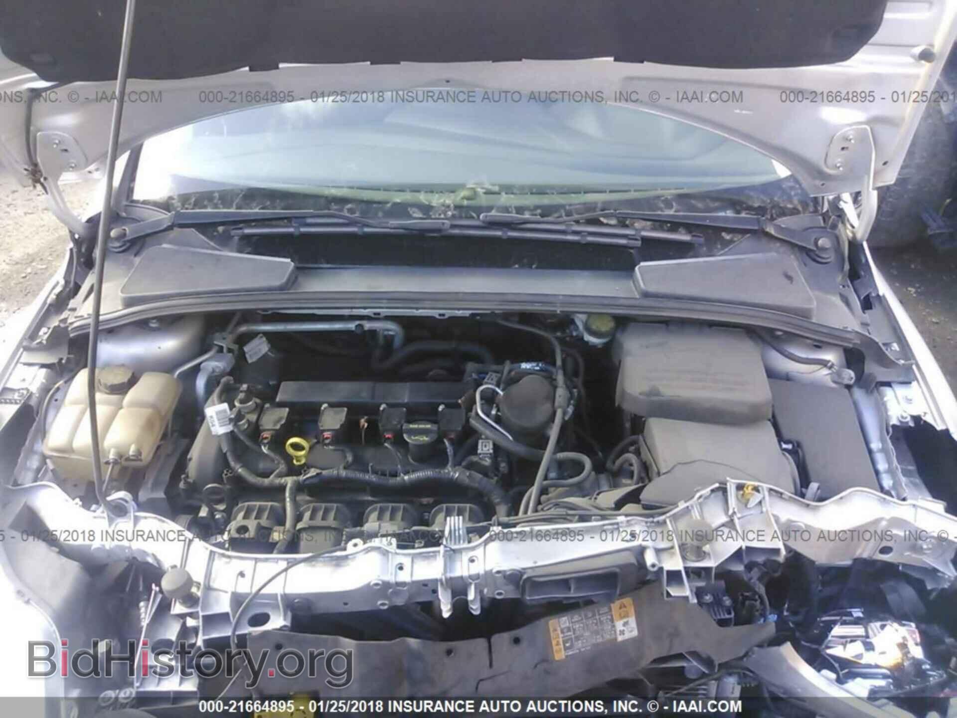 2012 Ford Focus - VIN: 1FAHP3M25CL368064 - Photo 10