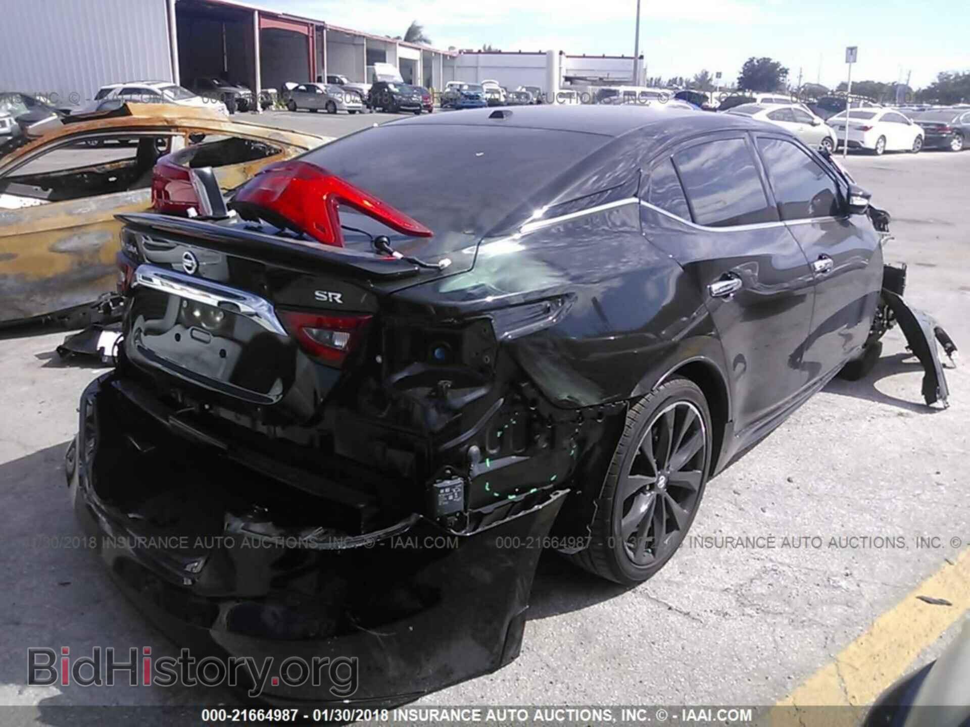2017 Nissan Maxima - VIN: 1N4AA6AP1HC411553 - Photo 4
