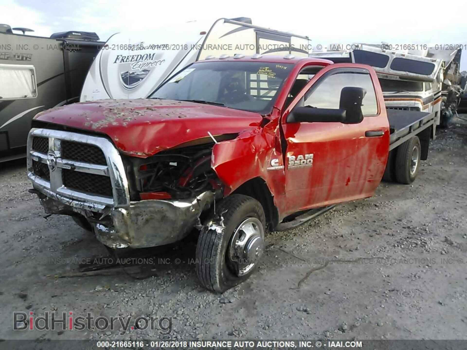 2016 Ram 3500 - VIN: 3C7WRTBL8GG283104 - Фото 2