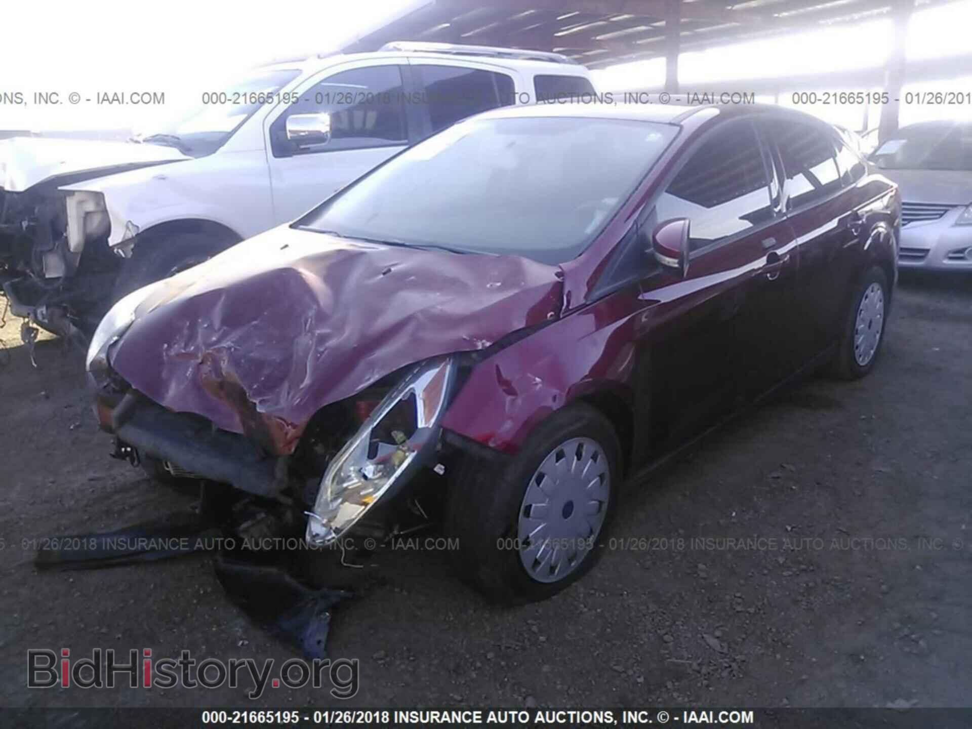 2014 Ford Focus - VIN: 1FADP3F27EL306003 - Photo 2