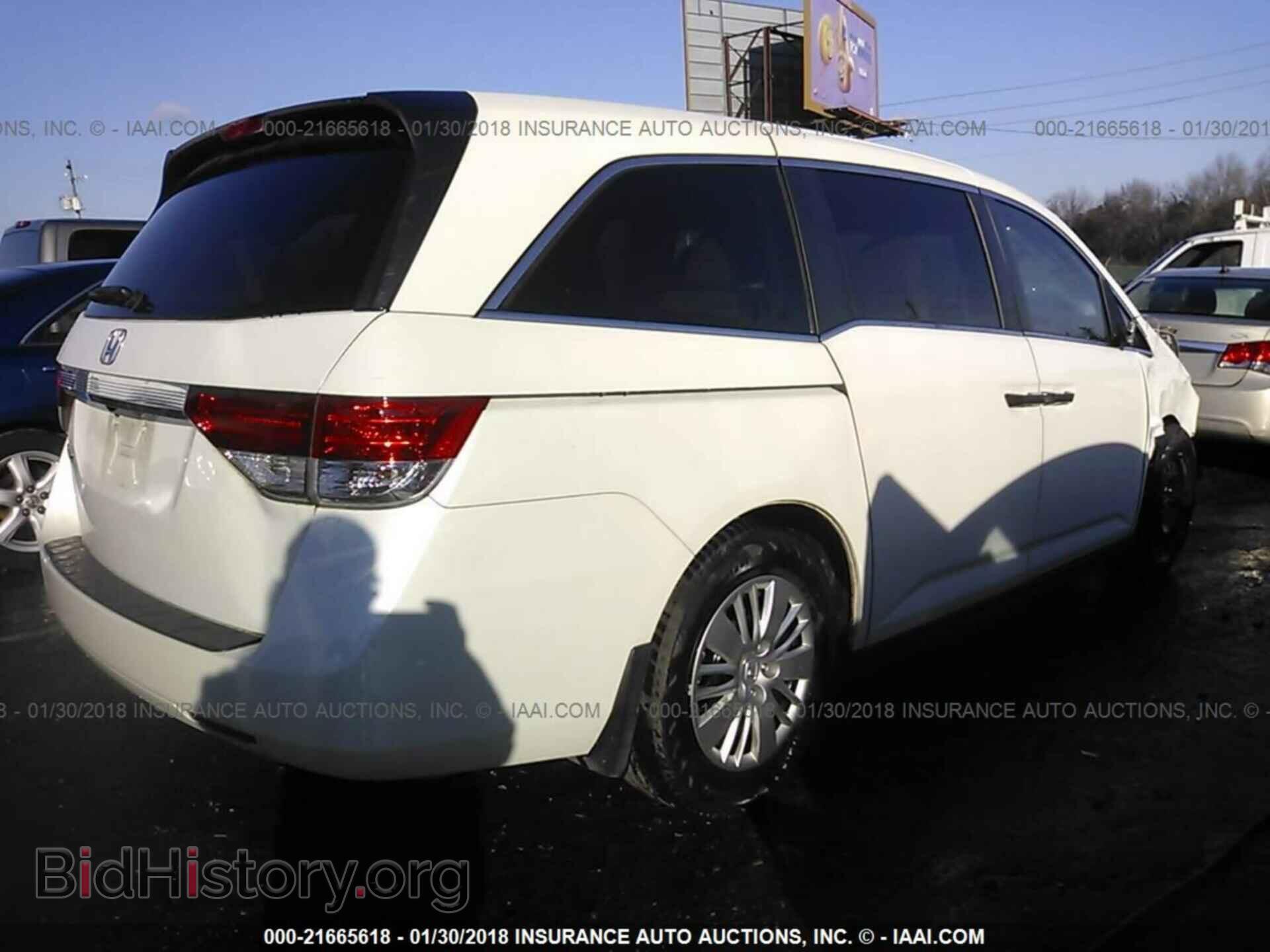 2015 Honda Odyssey - VIN: 5FNRL5H26FB098317 - Фото 4