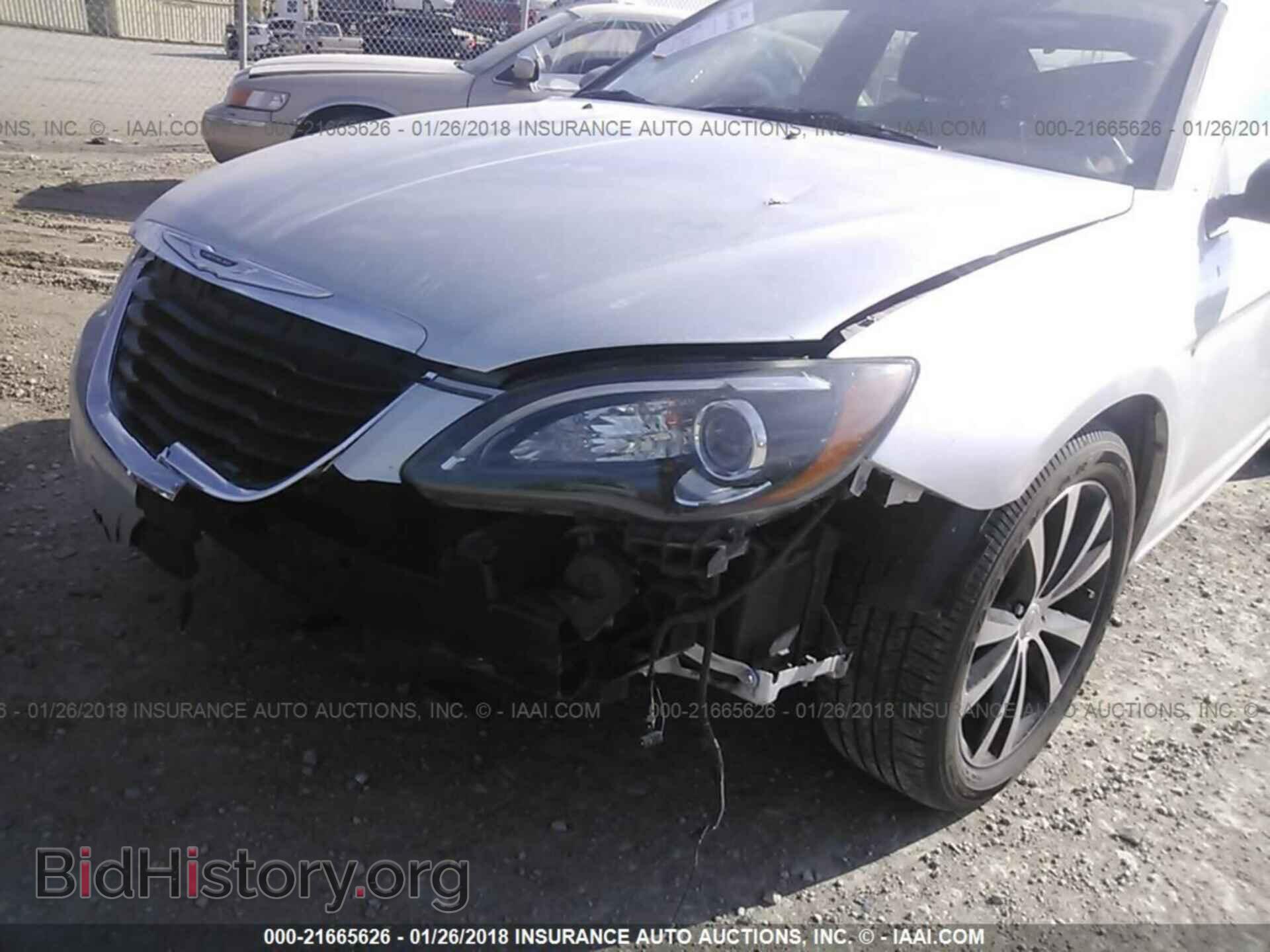 2012 Chrysler 200 - VIN: 1C3CCBBG0CN257441 - Фото 6