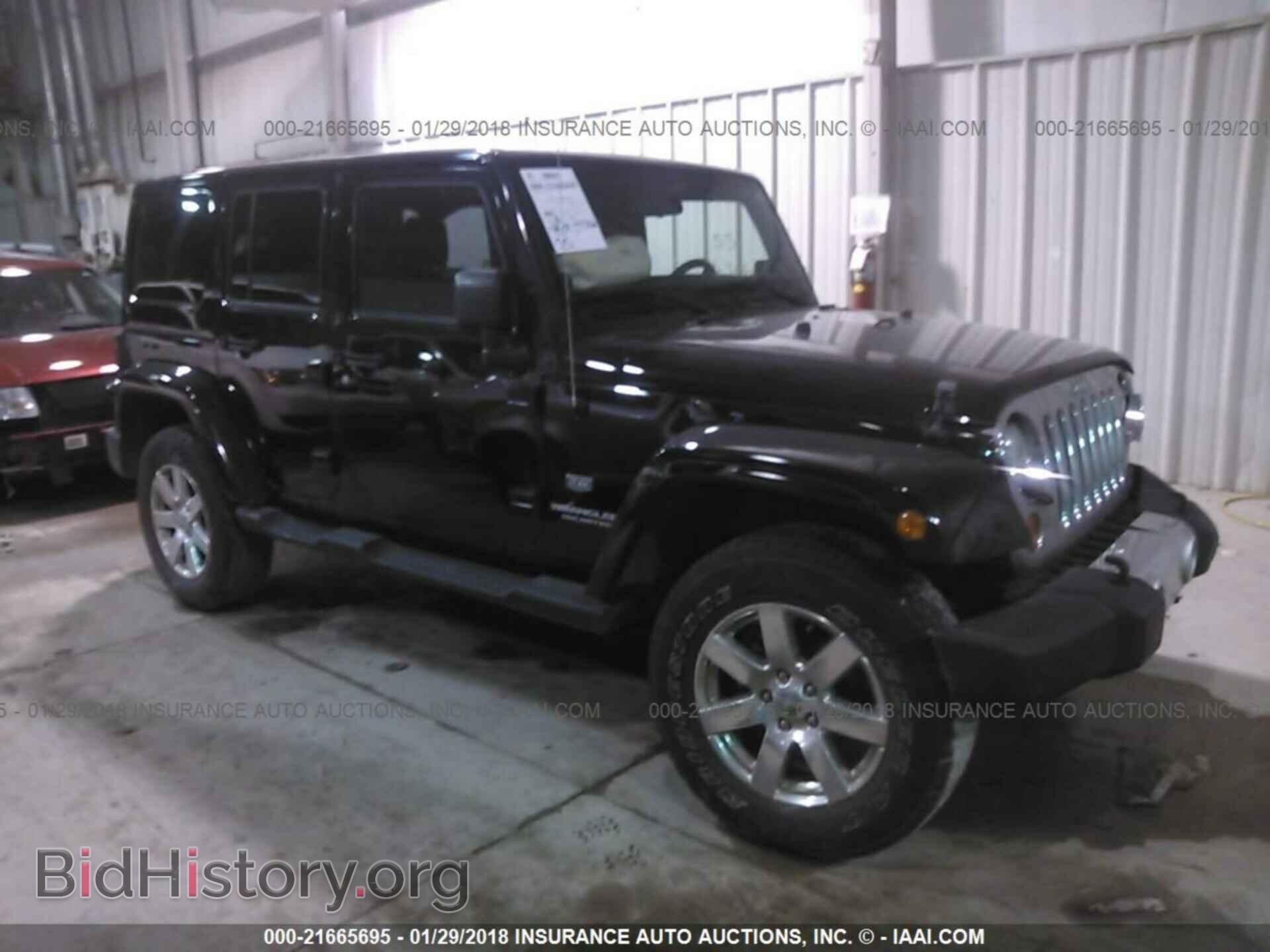 Фотография 1J4BA7H18BL589581 - Jeep Wrangler 2011