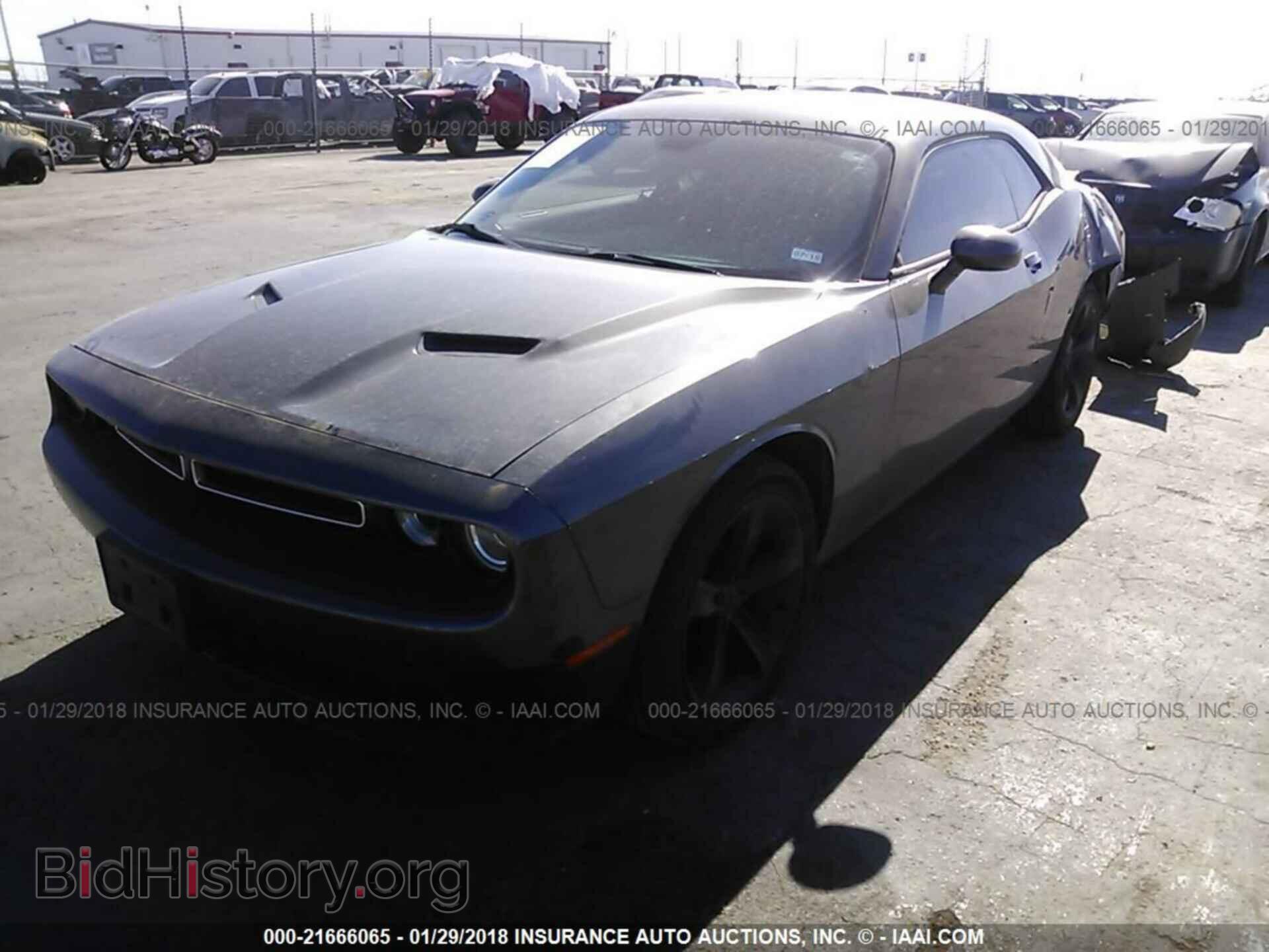2015 Dodge Challenger - VIN: 2C3CDZAG6FH775655 - Photo 2