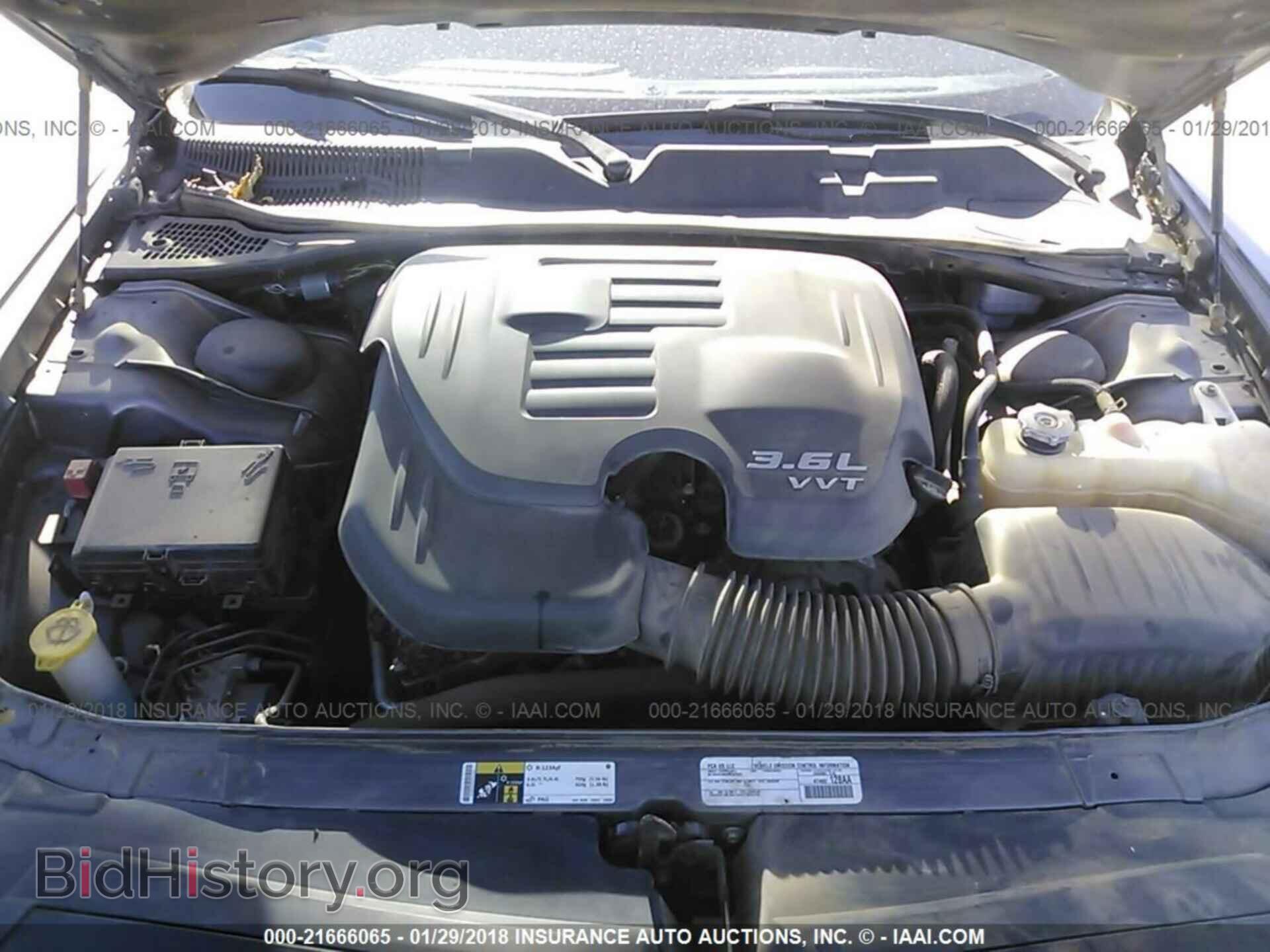 2015 Dodge Challenger - VIN: 2C3CDZAG6FH775655 - Photo 10