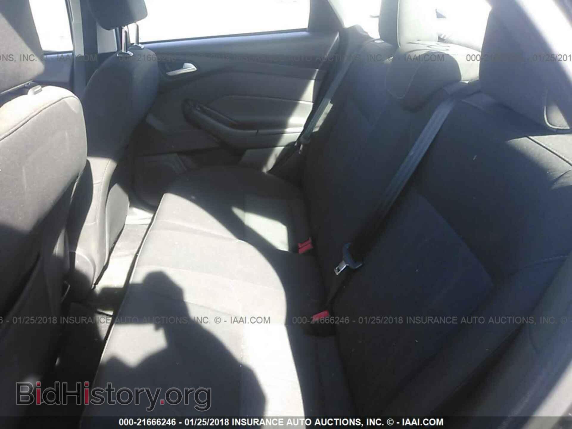 2015 Ford Focus - VIN: 1FADP3F25FL263783 - Photo 8
