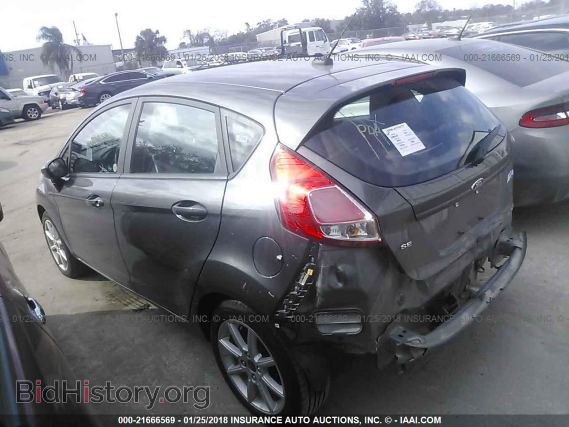 2017 Ford Fiesta - VIN: 3FADP4EJ8HM138986 - Фото 3