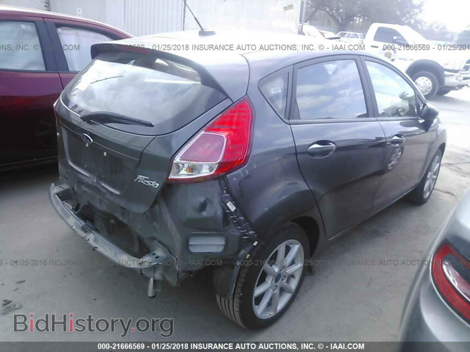 2017 Ford Fiesta - VIN: 3FADP4EJ8HM138986 - Фото 4