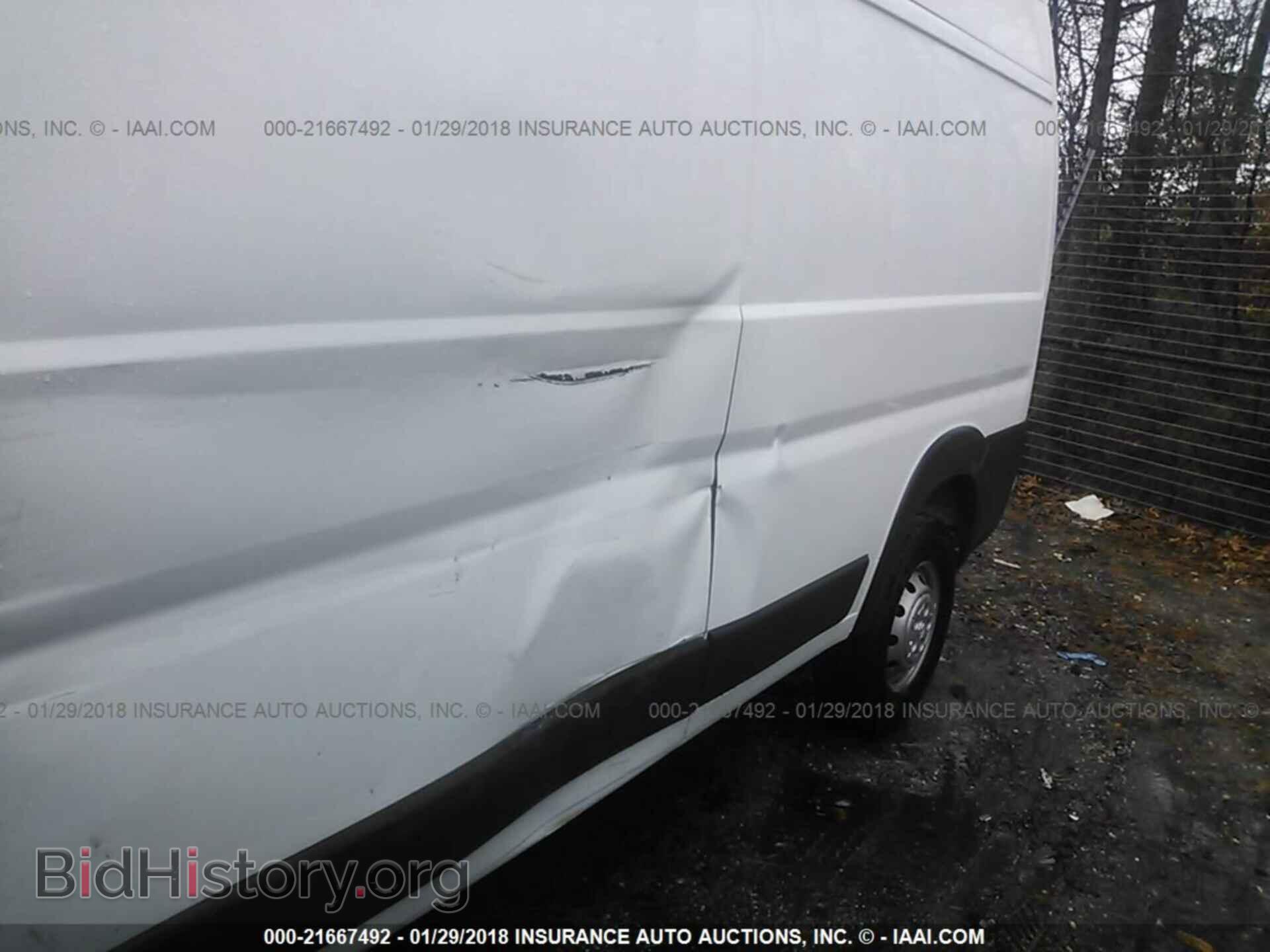 2017 Ram Promaster 2500 - VIN: 3C6TRVDG3HE544042 - Фото 6