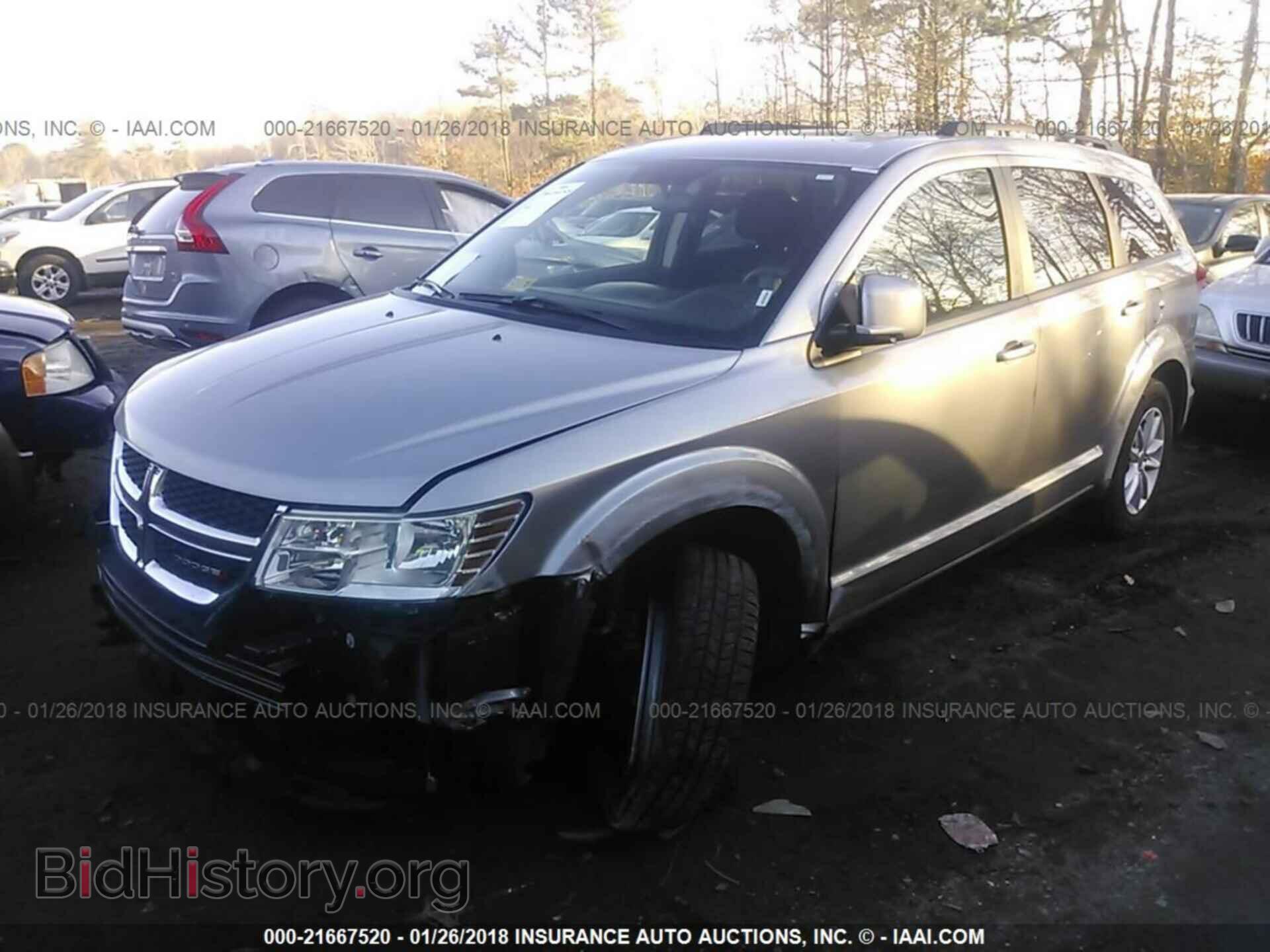 2017 Dodge Journey - VIN: 3C4PDCBG3HT537362 - Photo 2