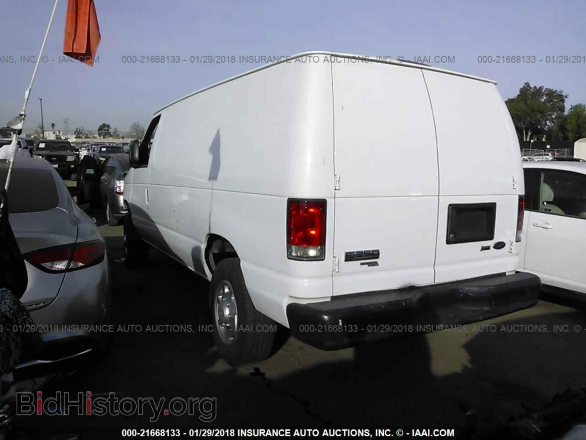 2014 Ford Econoline - VIN: 1FTNE2EL5EDA50222 - Фото 3