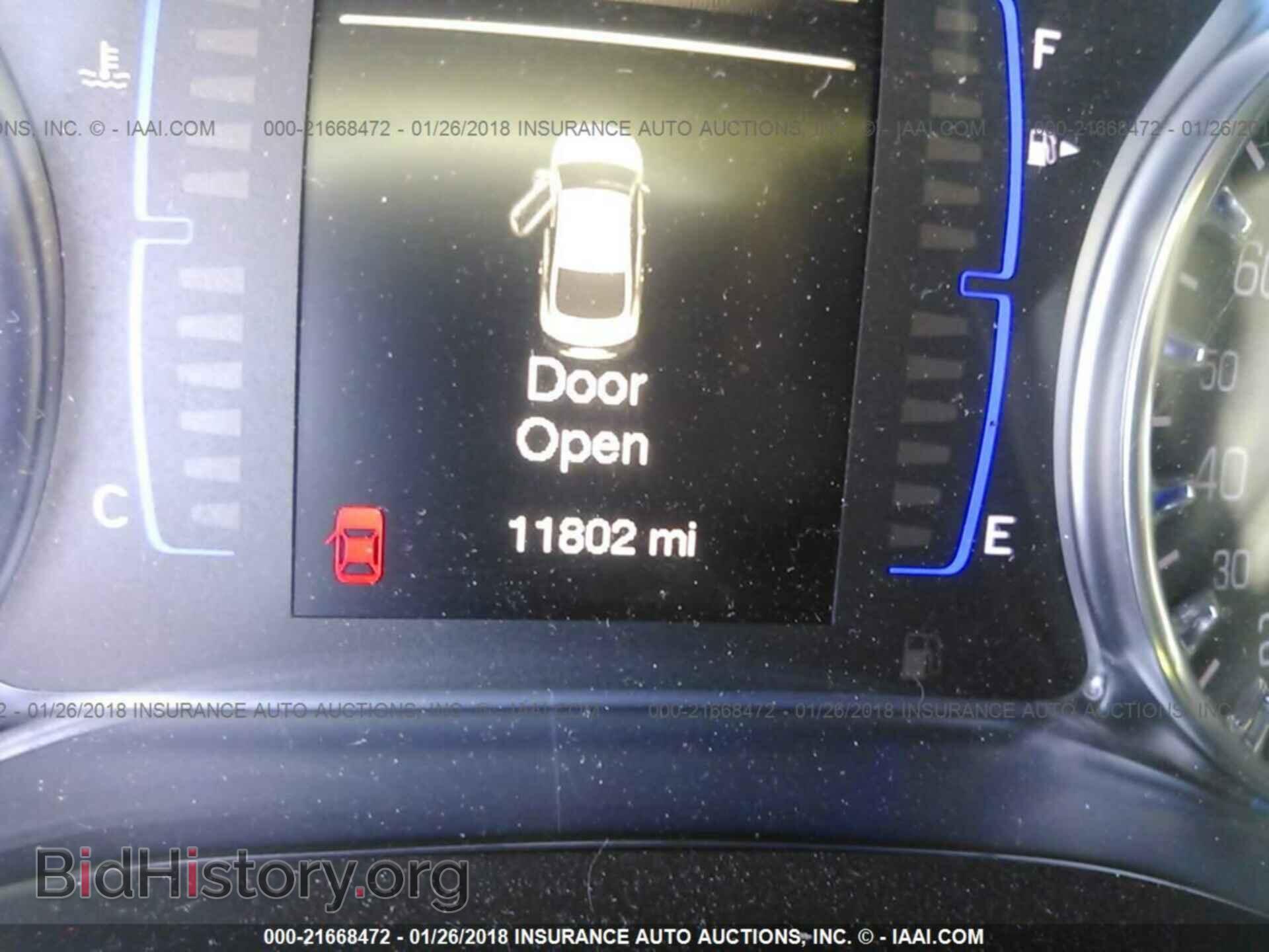 2016 Chrysler 200 - VIN: 1C3CCCAB6GN120151 - Photo 7