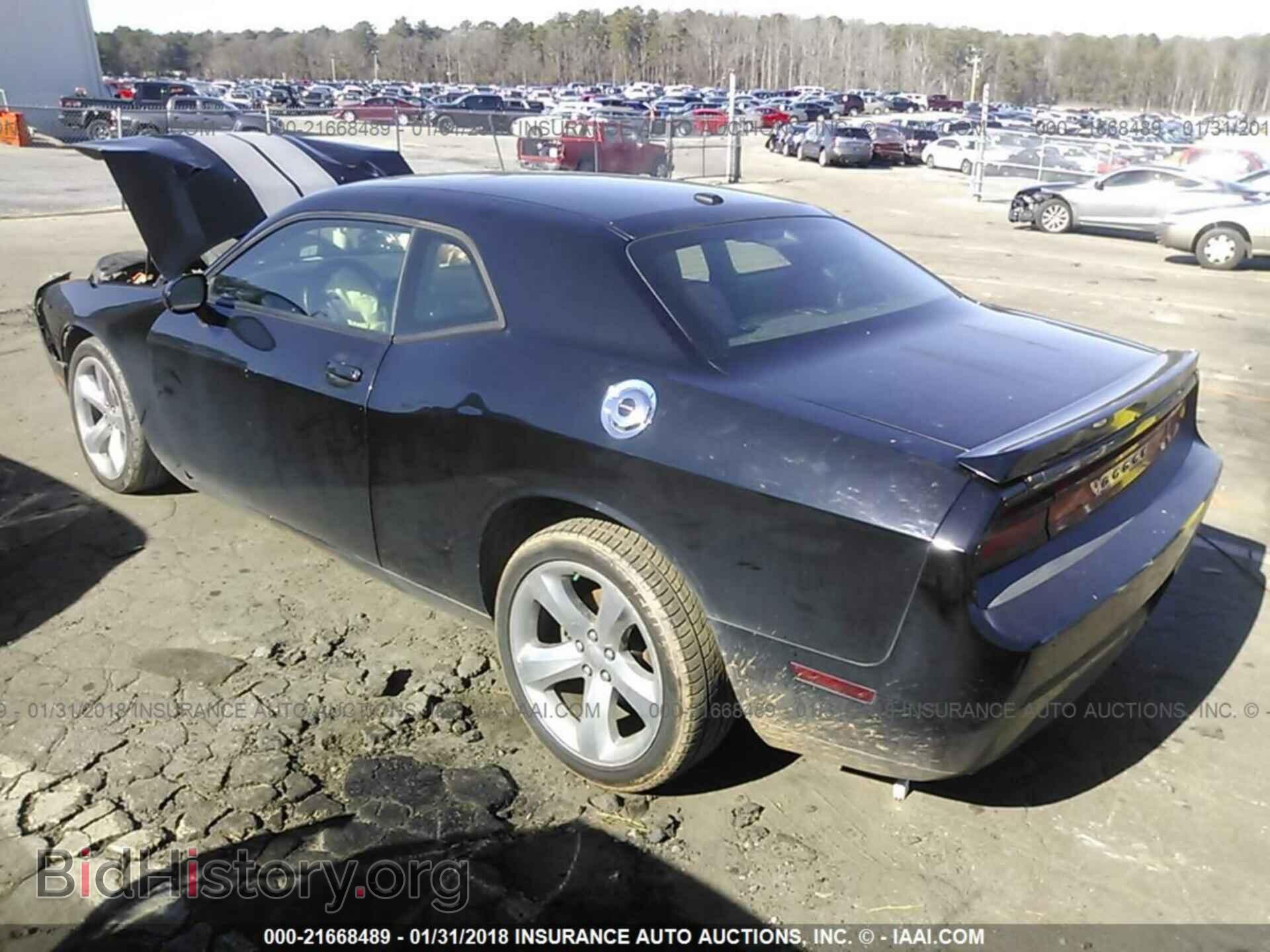 2012 Dodge Challenger - VIN: 2C3CDYAG4CH226137 - Фото 3