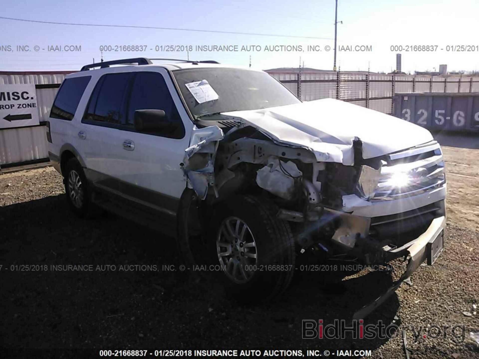 Photo 1FMJU1J57BEF55098 - Ford Expedition 2011