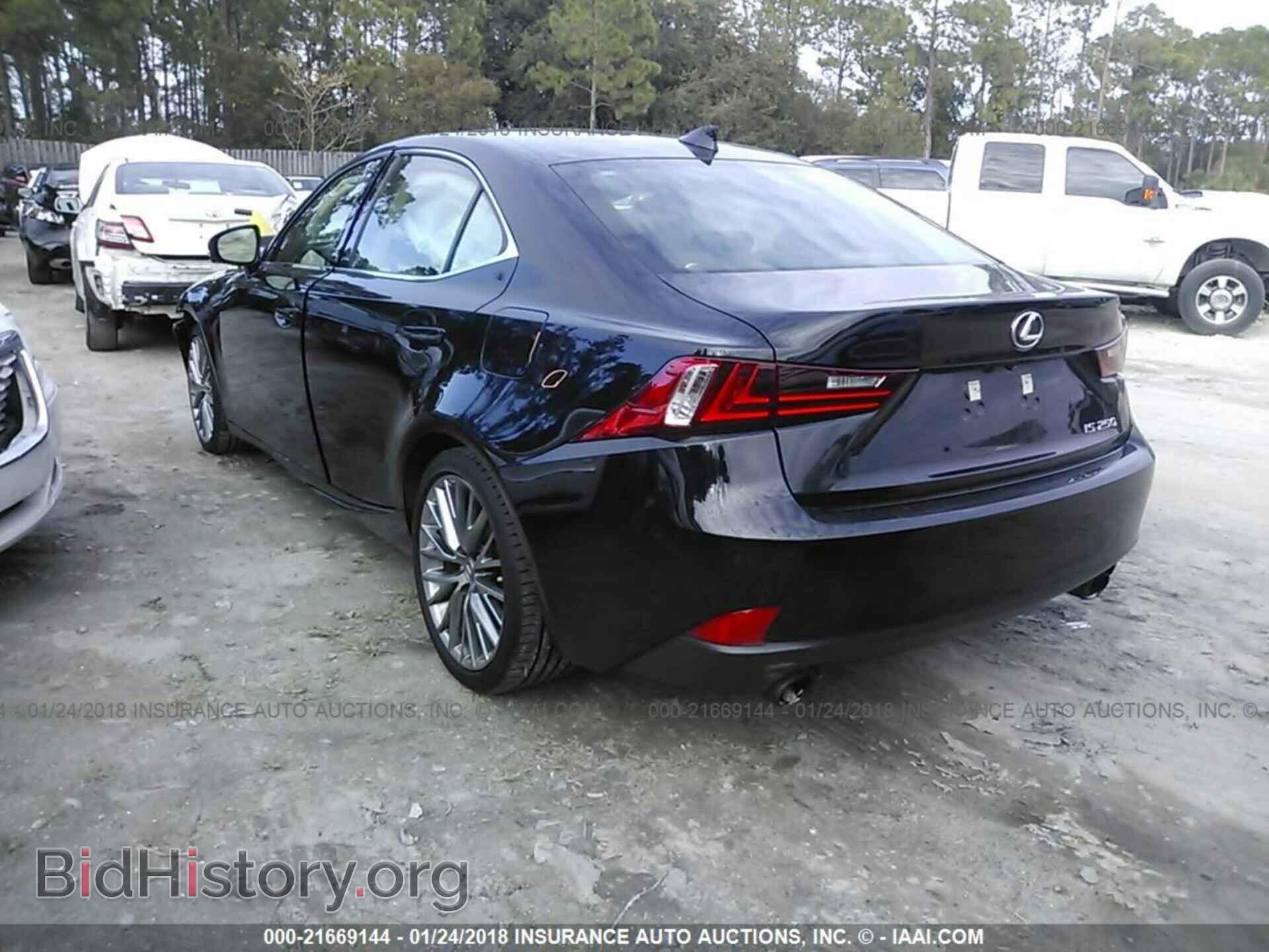 2015 Lexus Is - VIN: JTHBF1D29F5066968 - Фото 3