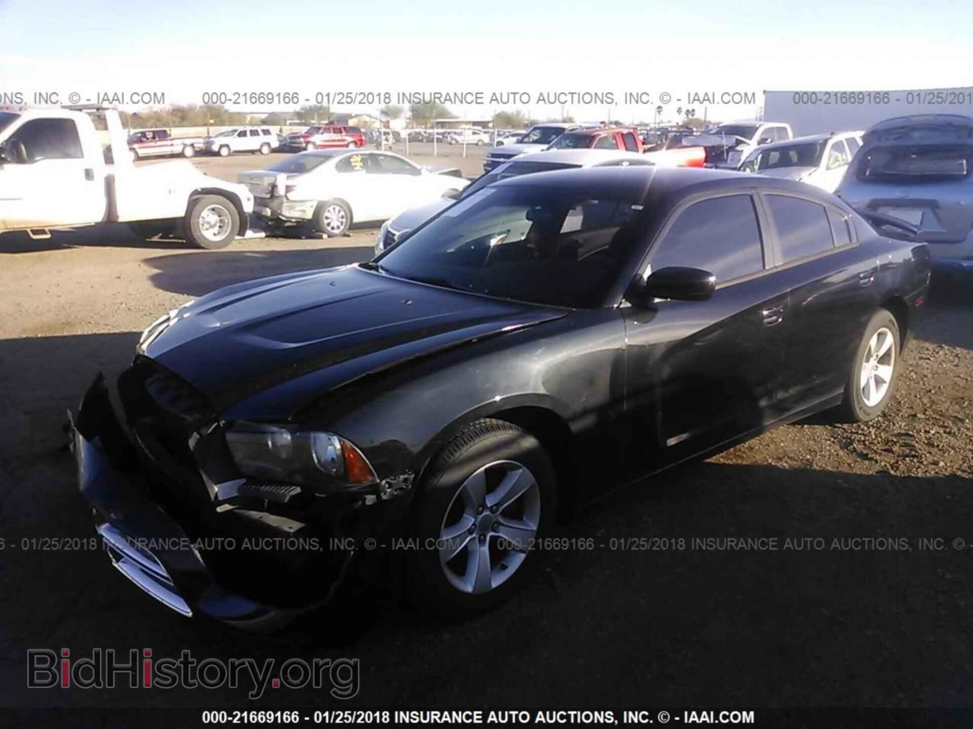 2011 Dodge Charger - VIN: 2B3CL3CG9BH509390 - Фото 2