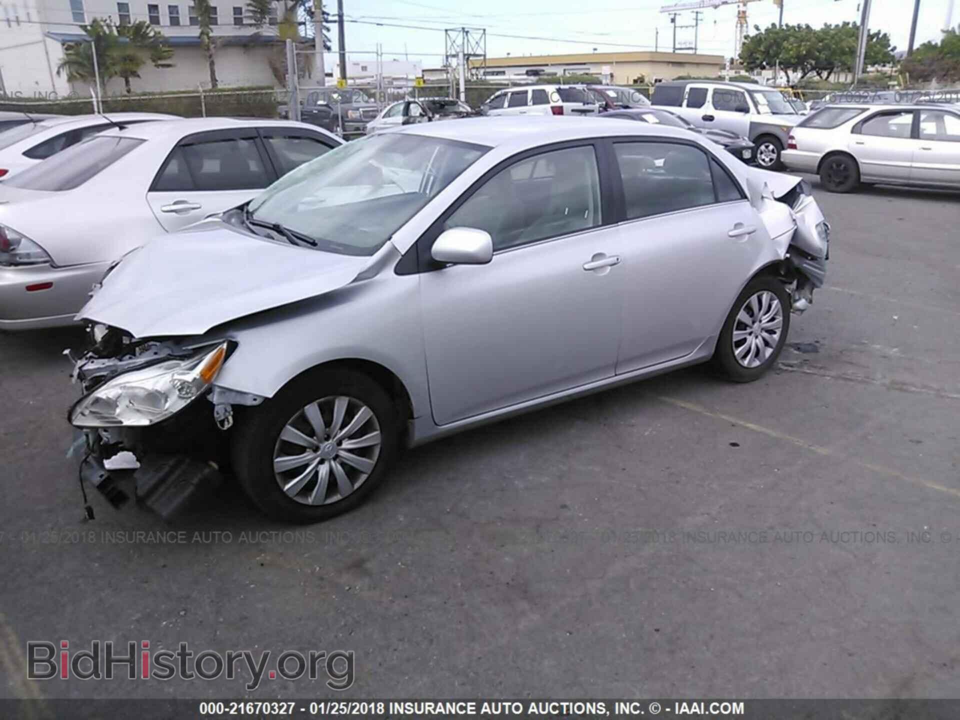 2013 Toyota Corolla - VIN: 2T1BU4EE3DC114658 - Фото 2