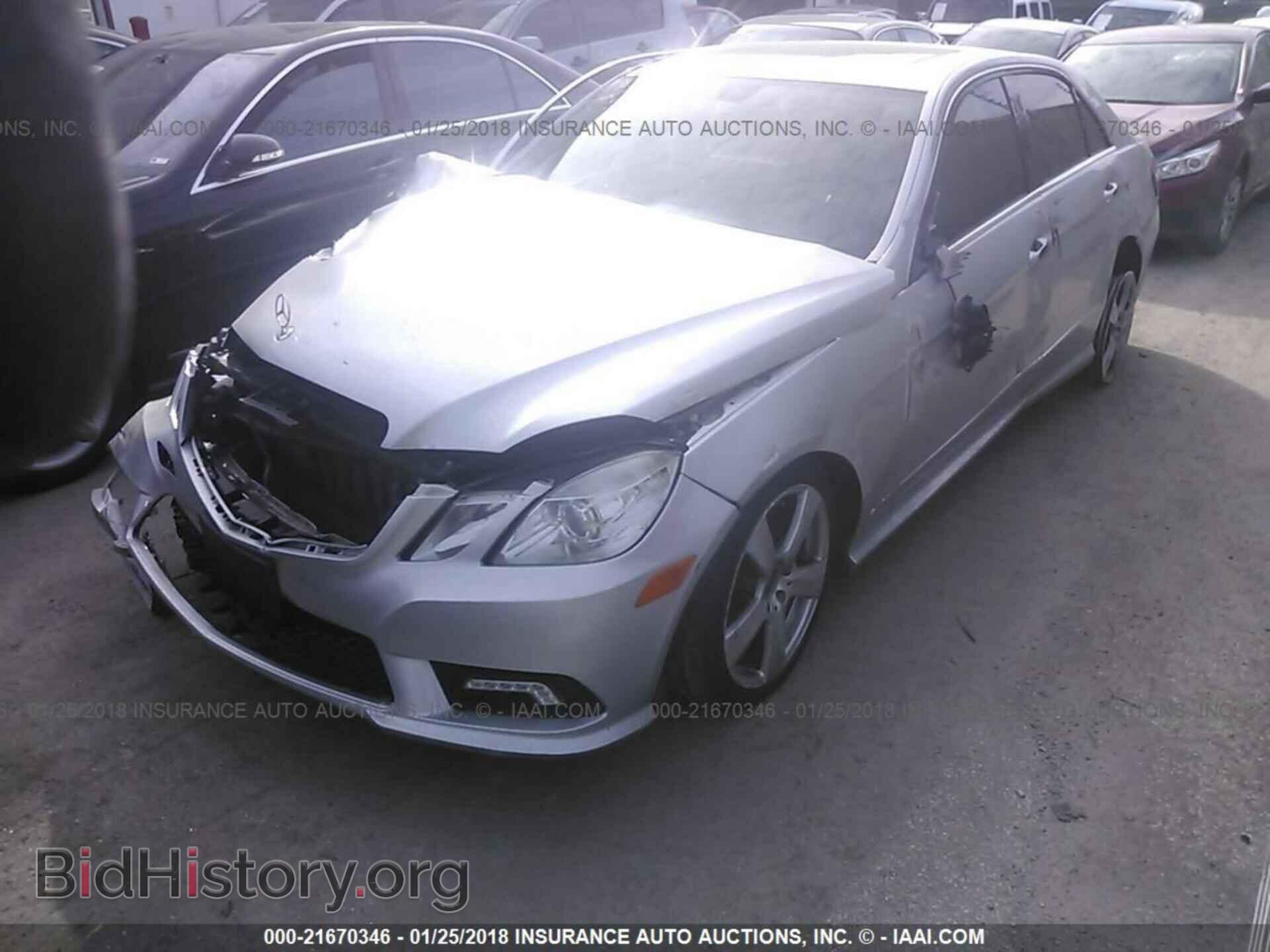 2011 Mercedes-benz E - VIN: WDDHF8HB1BA483782 - Фото 2