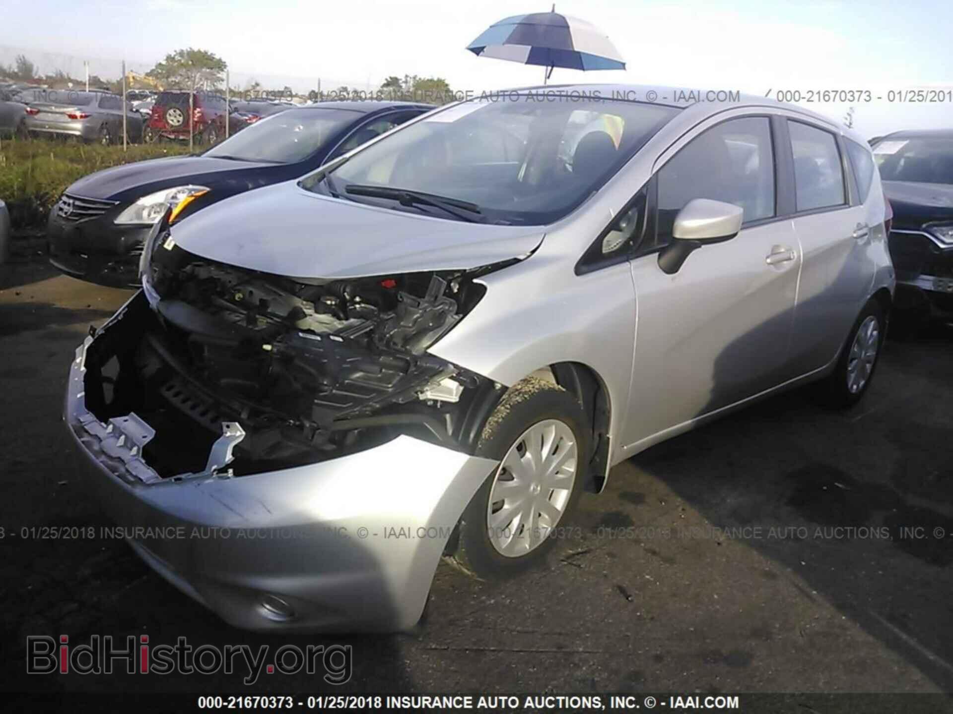2015 Nissan Versa note - VIN: 3N1CE2CP1FL384016 - Фото 2