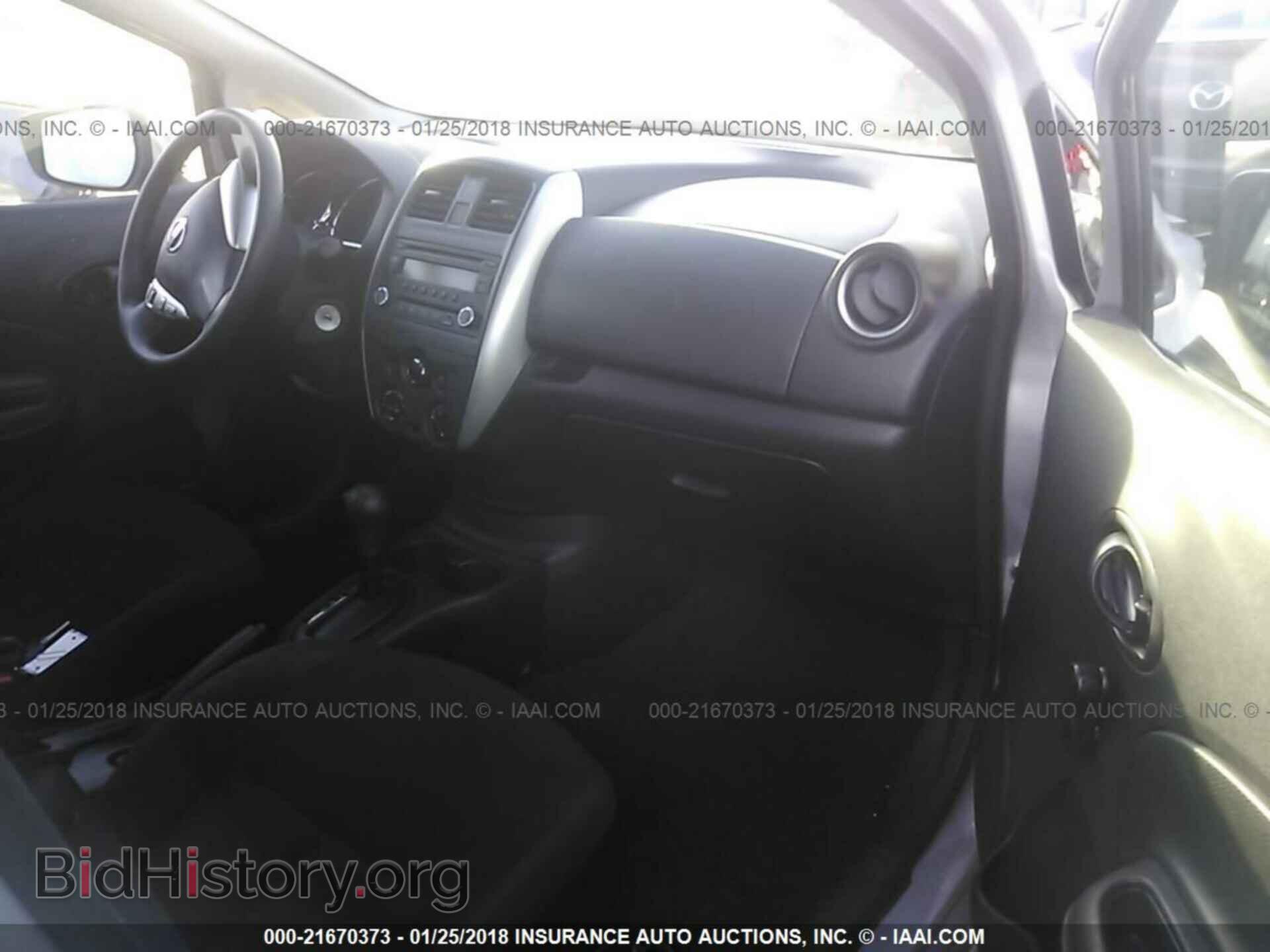 2015 Nissan Versa note - VIN: 3N1CE2CP1FL384016 - Фото 5