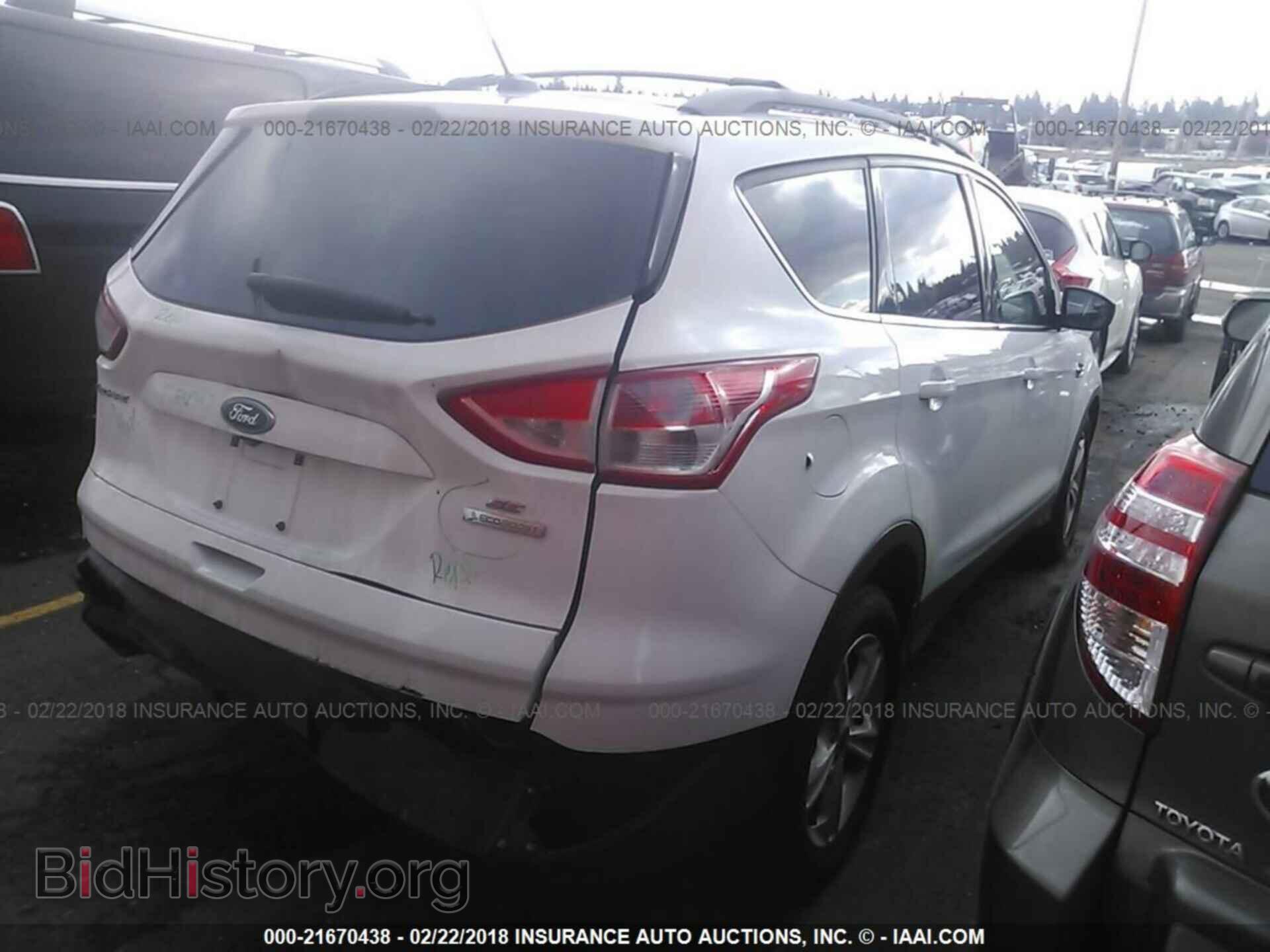 2014 Ford Escape - VIN: 1FMCU0GX3EUD45183 - Фото 4