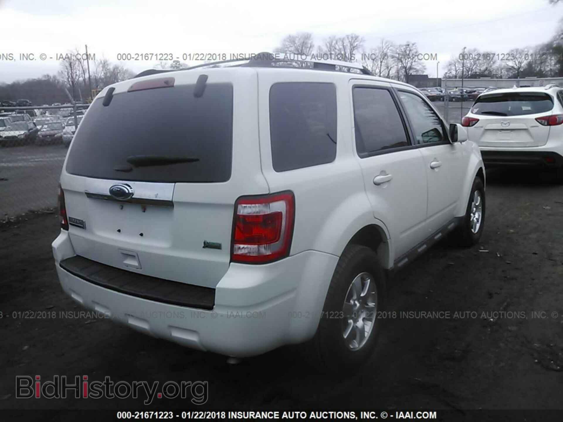 2011 Ford Escape - VIN: 1FMCU0EG2BKB73688 - Фото 4