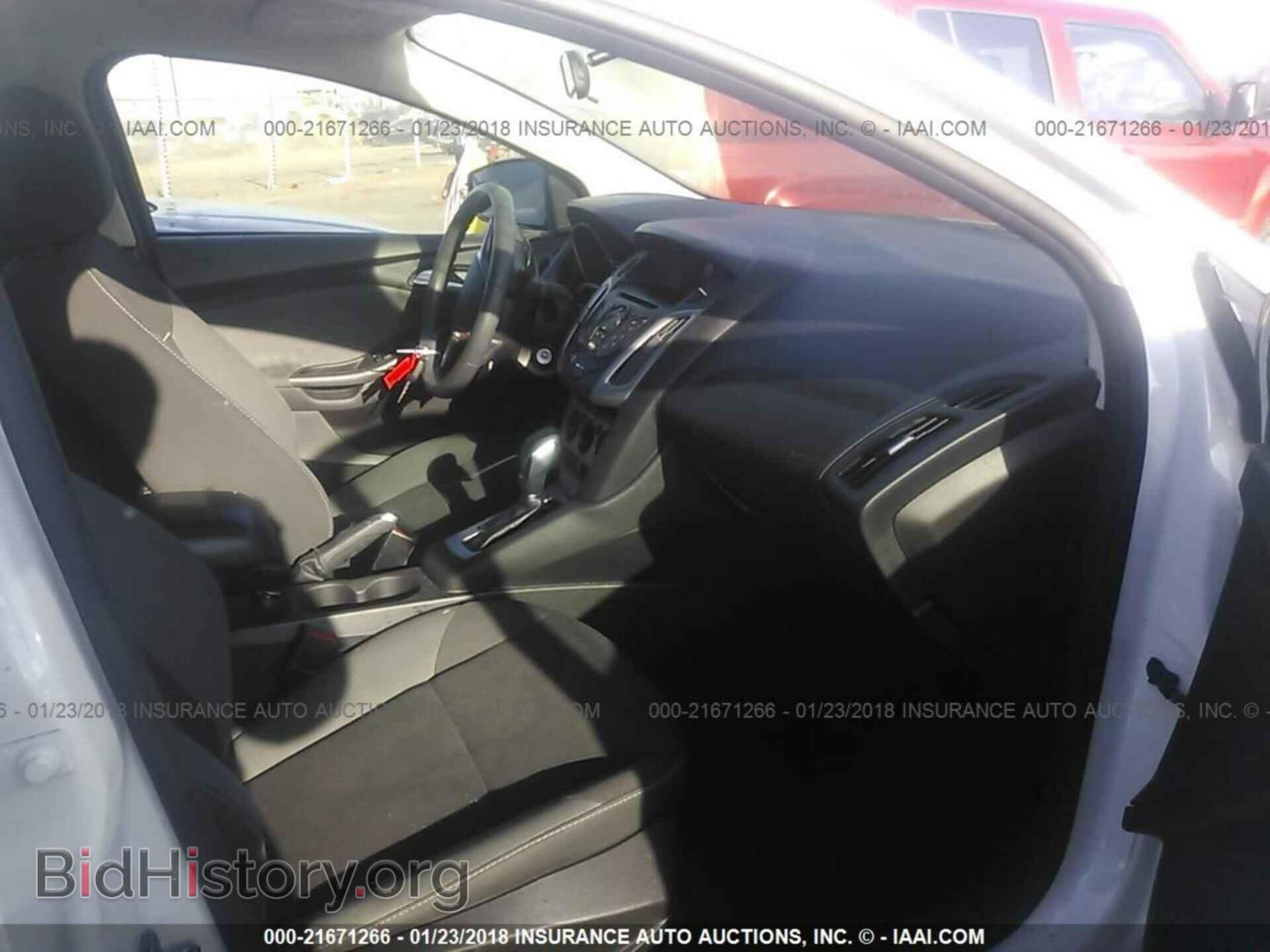 2013 Ford Focus - VIN: 1FADP3F24DL286212 - Photo 5