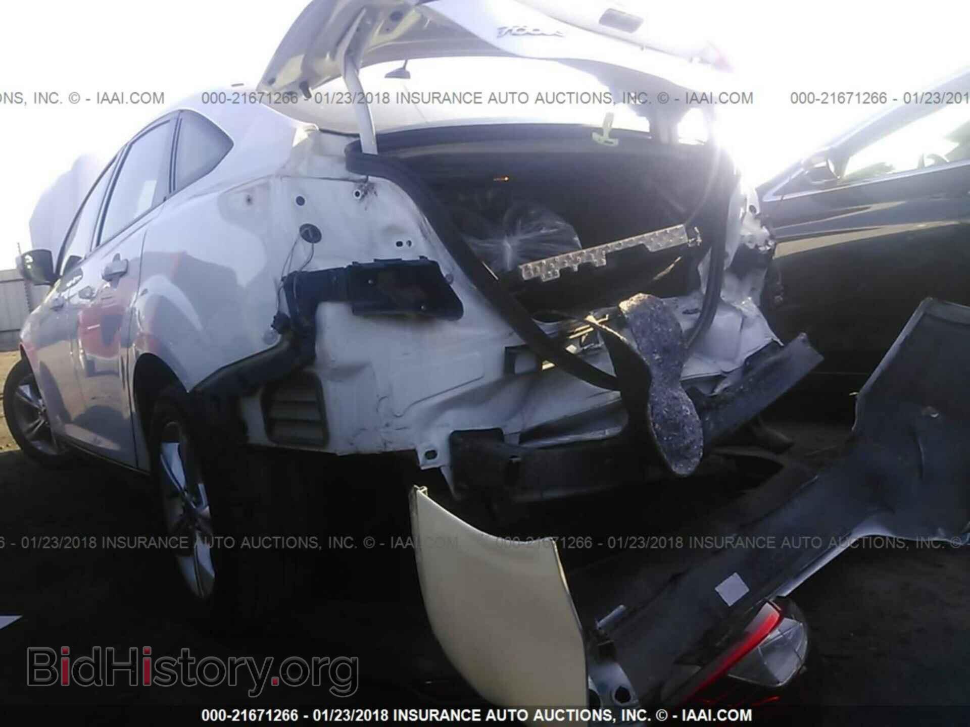 2013 Ford Focus - VIN: 1FADP3F24DL286212 - Photo 6