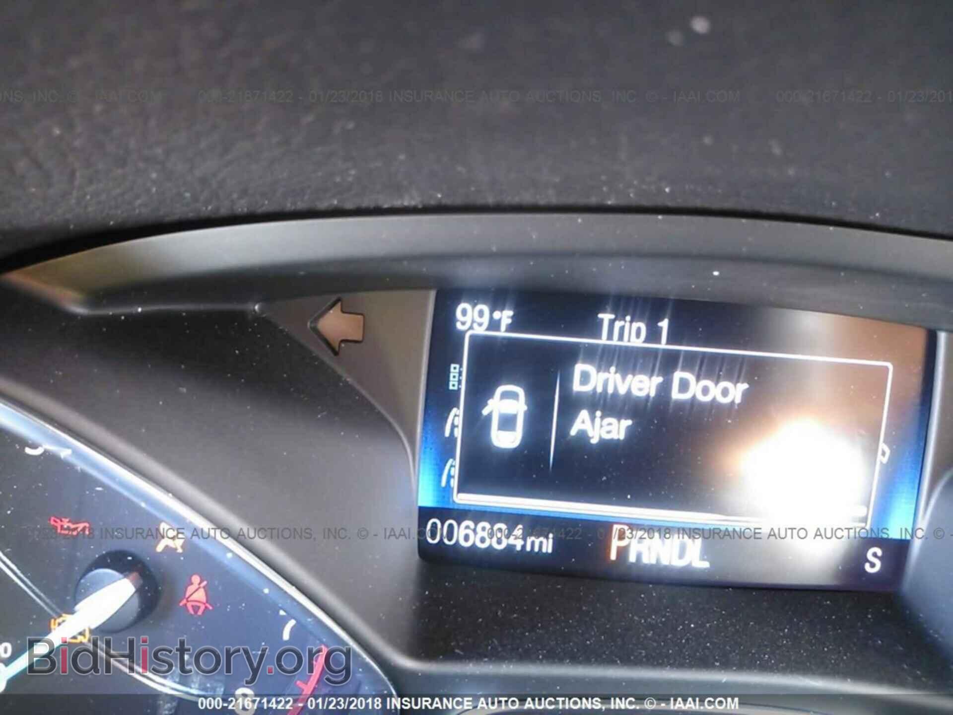2018 Ford Focus - VIN: 1FADP3F28JL212416 - Фото 7