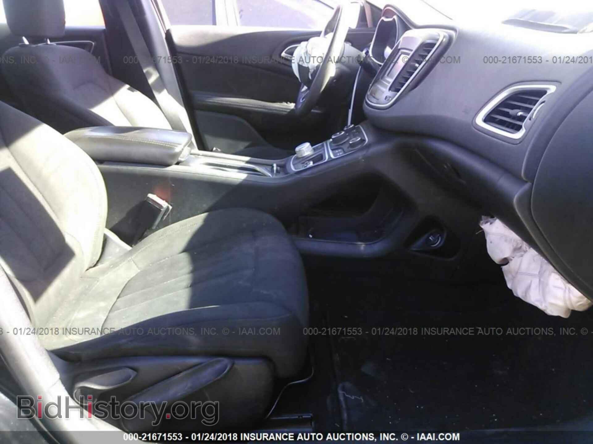 2015 Chrysler 200 - VIN: 1C3CCCAB7FN676497 - Photo 5