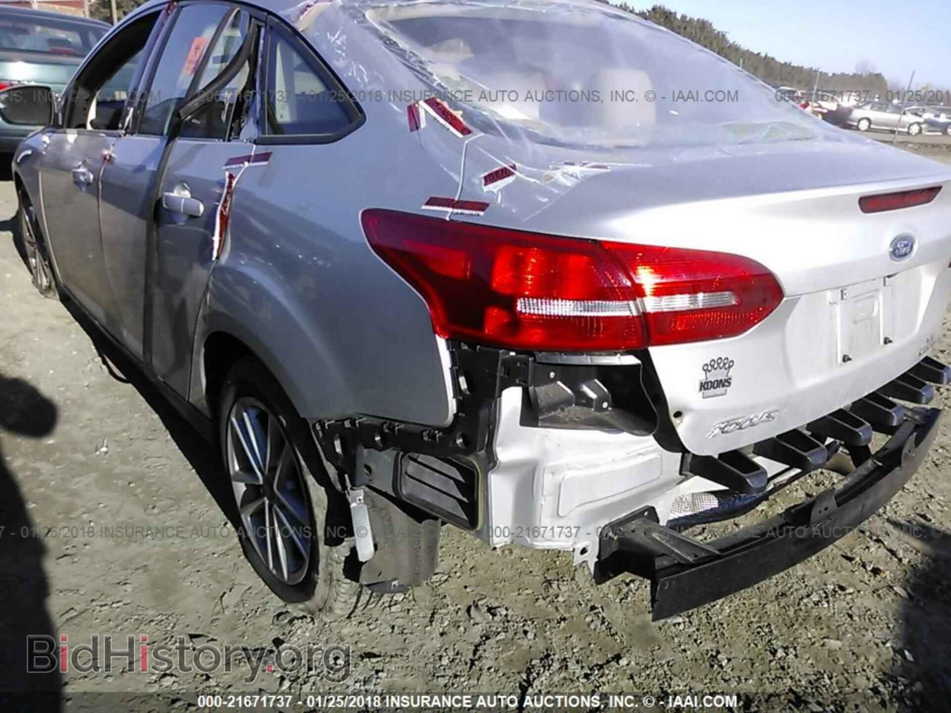 2016 Ford Focus - VIN: 1FADP3F27GL292736 - Фото 6