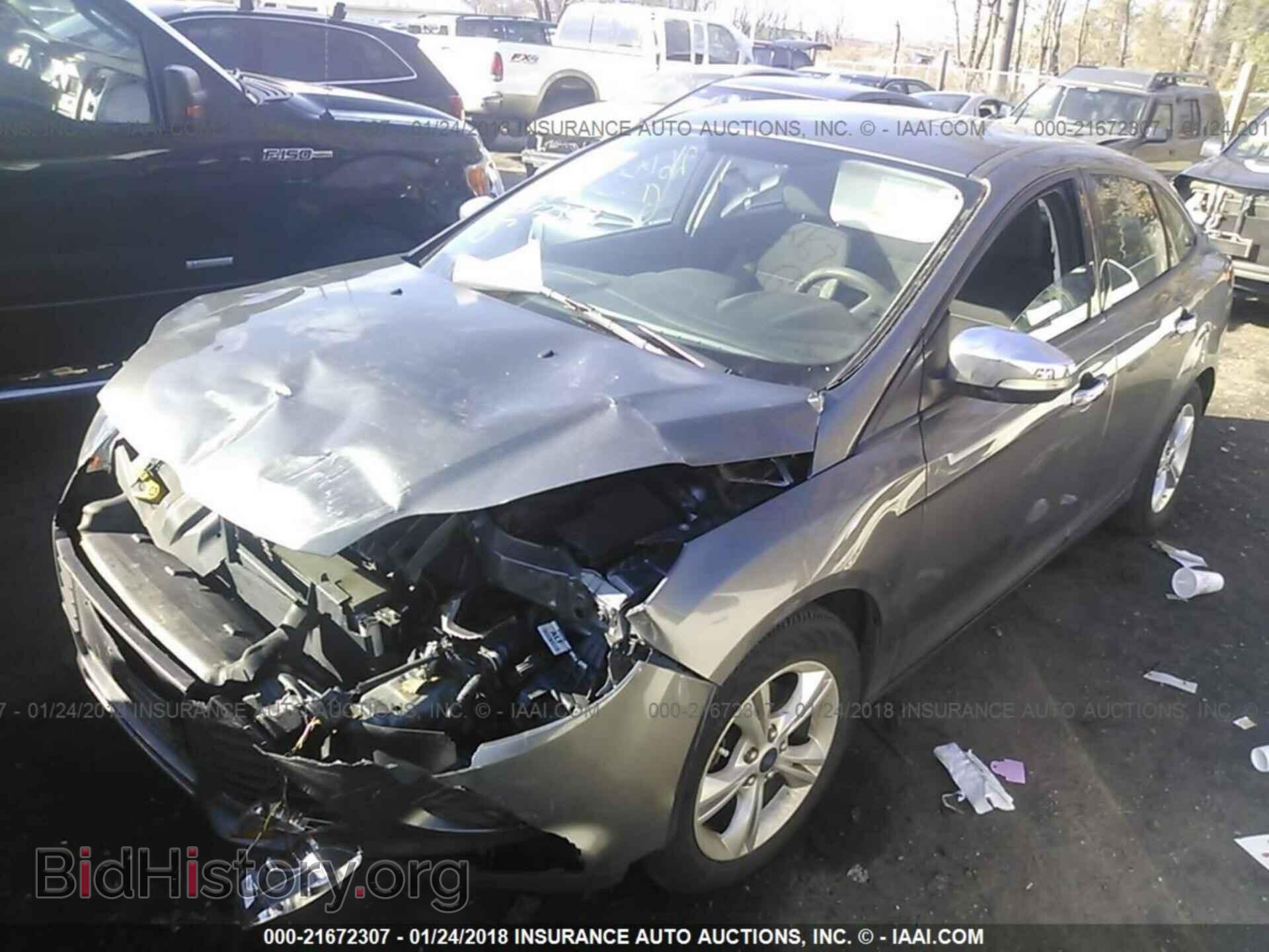 2013 Ford Focus - VIN: 1FADP3F20DL305225 - Фото 2