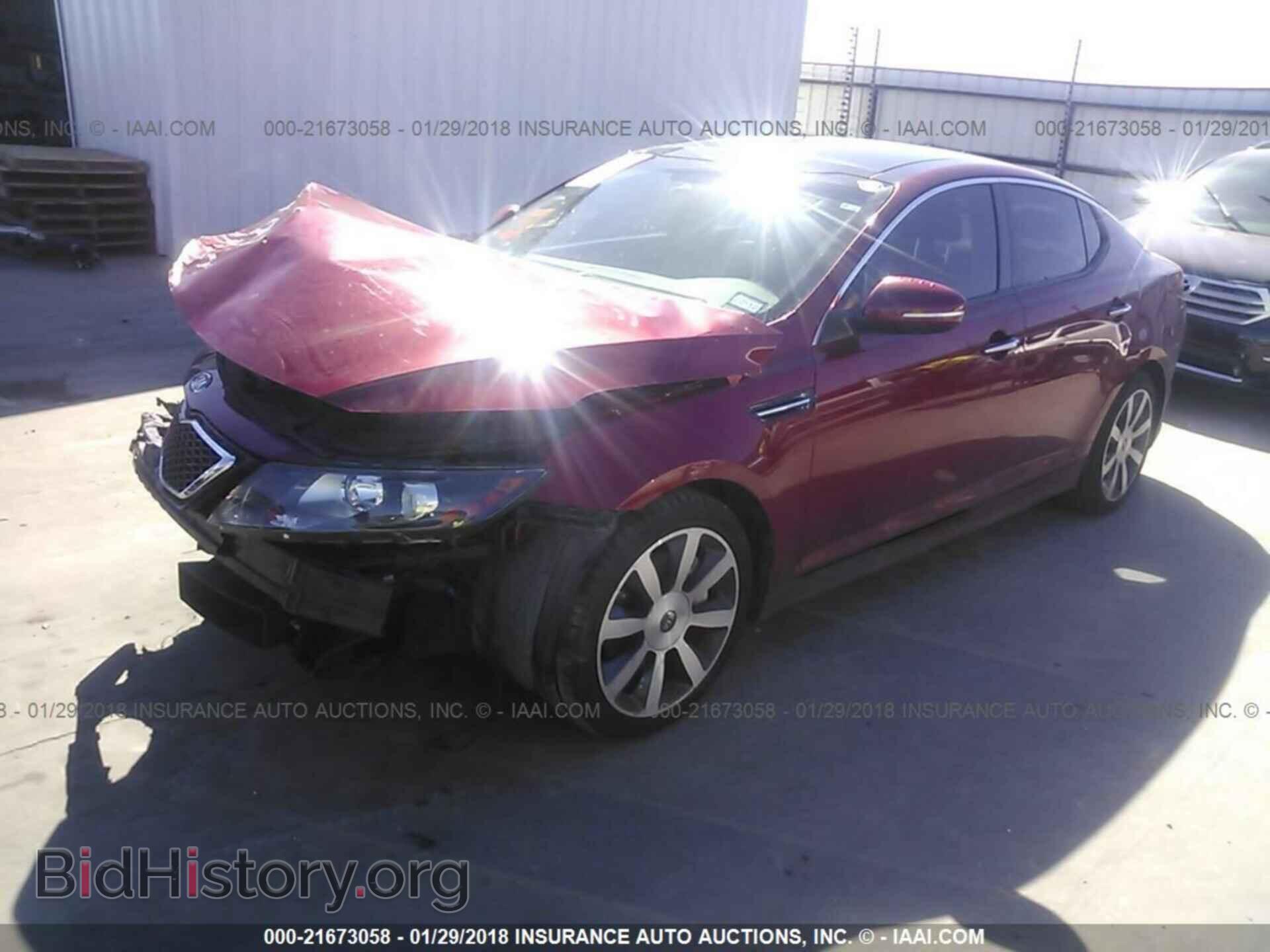 2011 Kia Optima - VIN: KNAGR4A68B5086904 - Фото 2