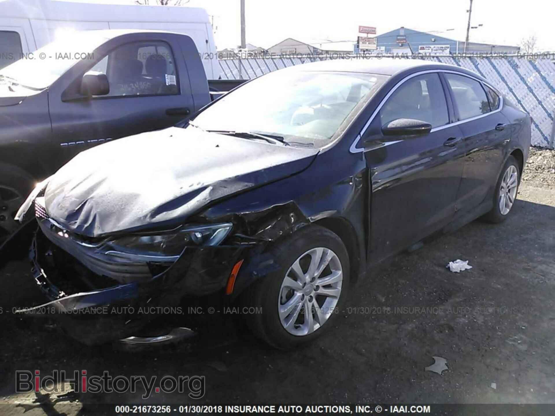 2016 Chrysler 200 - VIN: 1C3CCCAB6GN193858 - Photo 2