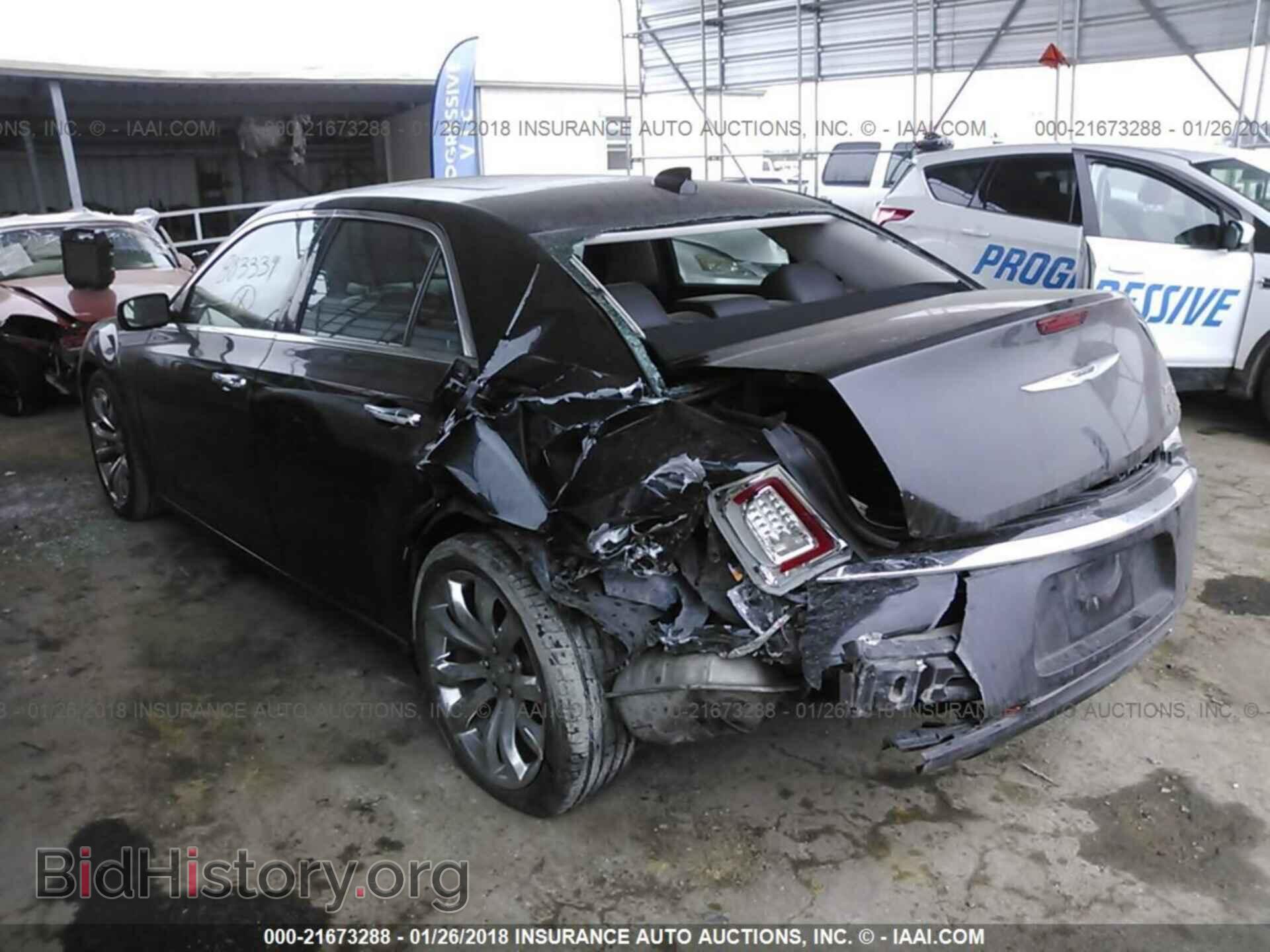 2015 Chrysler 300c - VIN: 2C3CCAEG8FH803339 - Фото 3