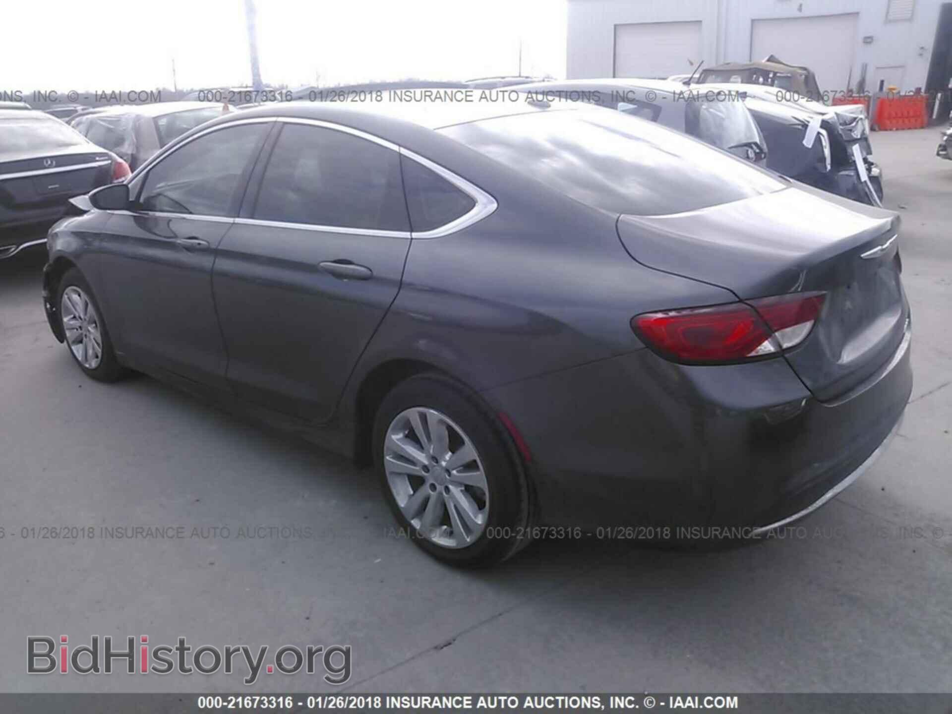 2015 Chrysler 200 - VIN: 1C3CCCAB3FN624851 - Photo 3