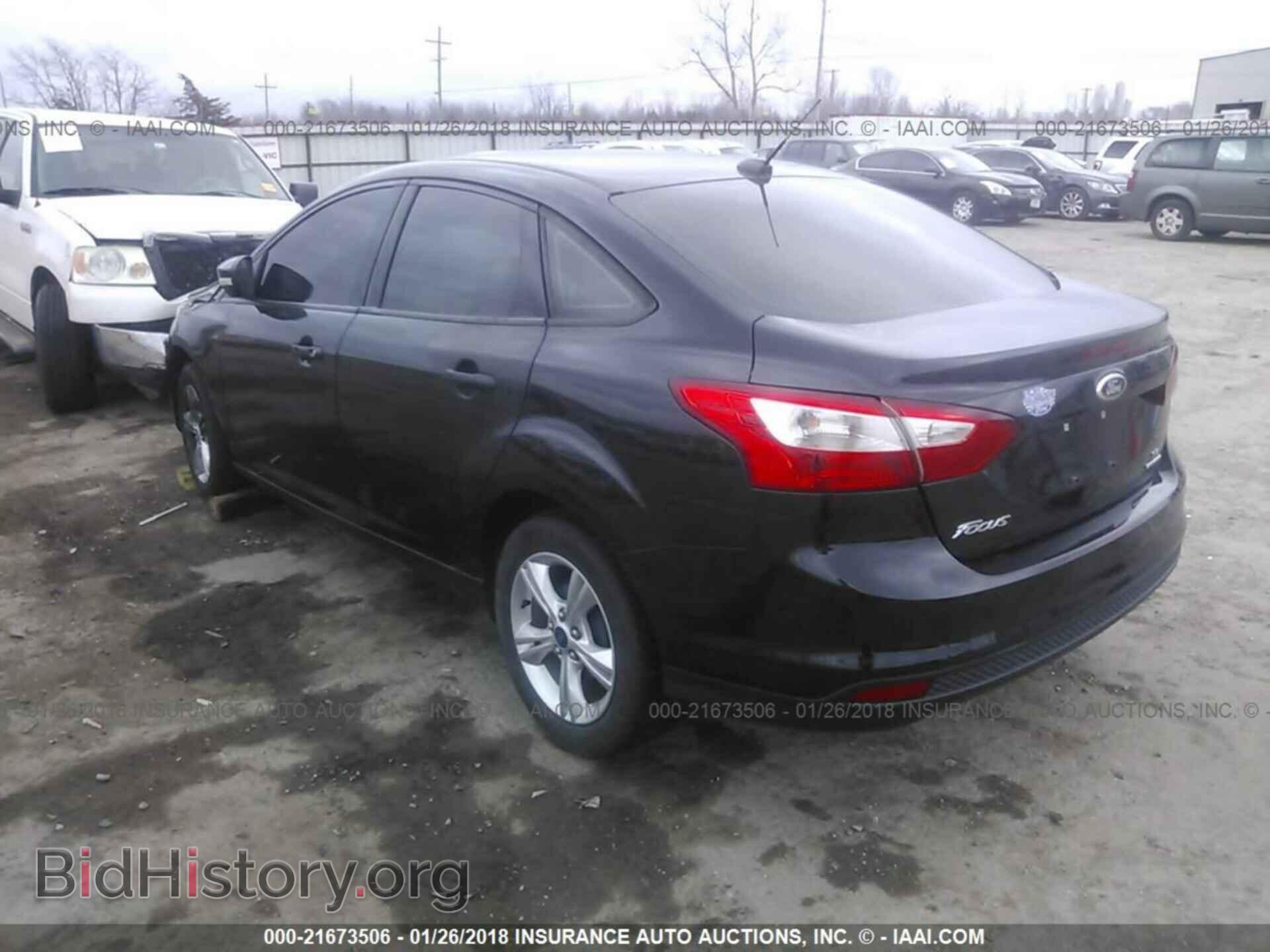 2013 Ford Focus - VIN: 1FADP3F23DL243867 - Photo 3