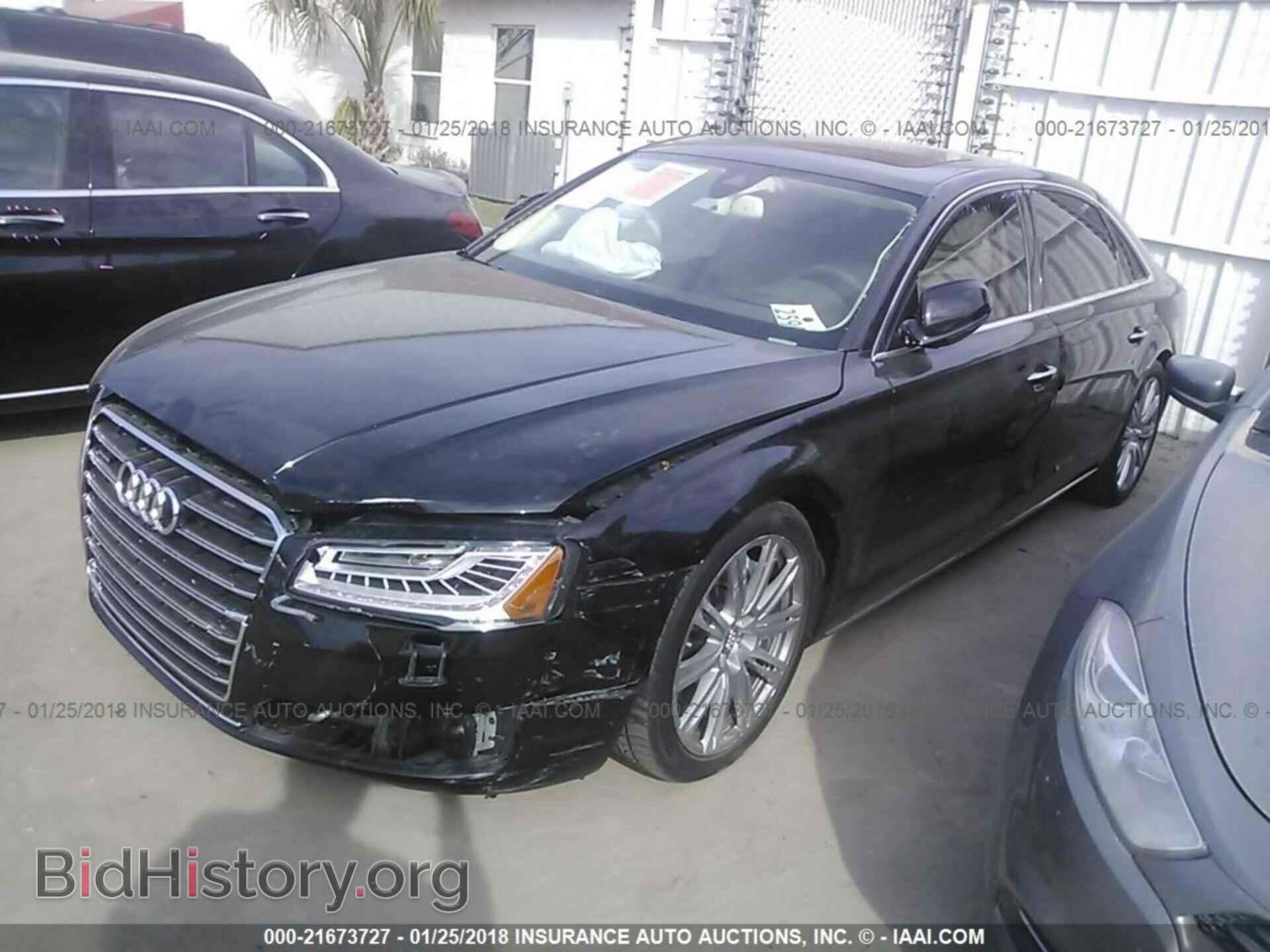 2015 Audi A8 - VIN: WAU3GAFD2FN011020 - Photo 2