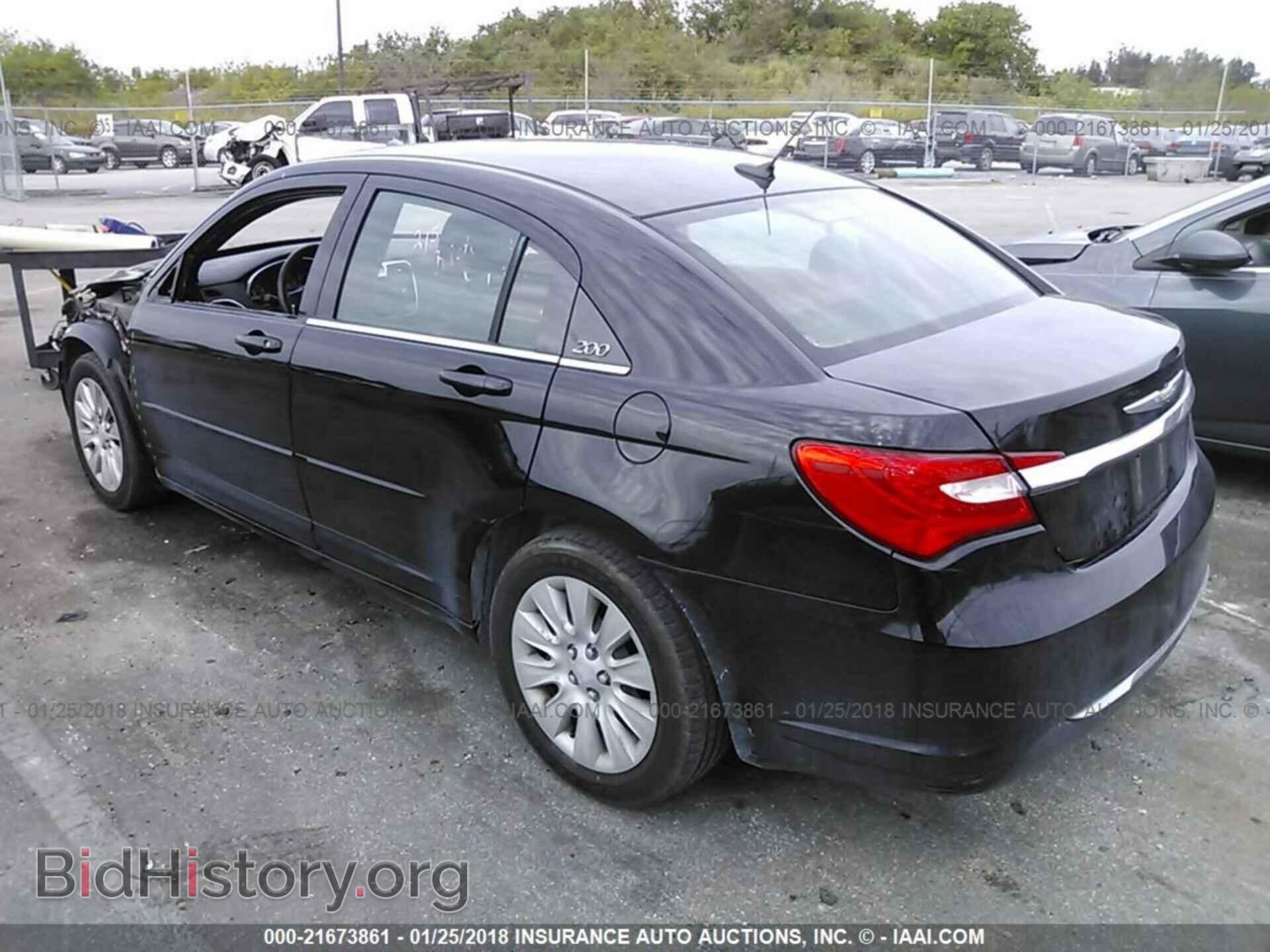 2012 Chrysler 200 - VIN: 1C3CCBABXCN210021 - Фото 3