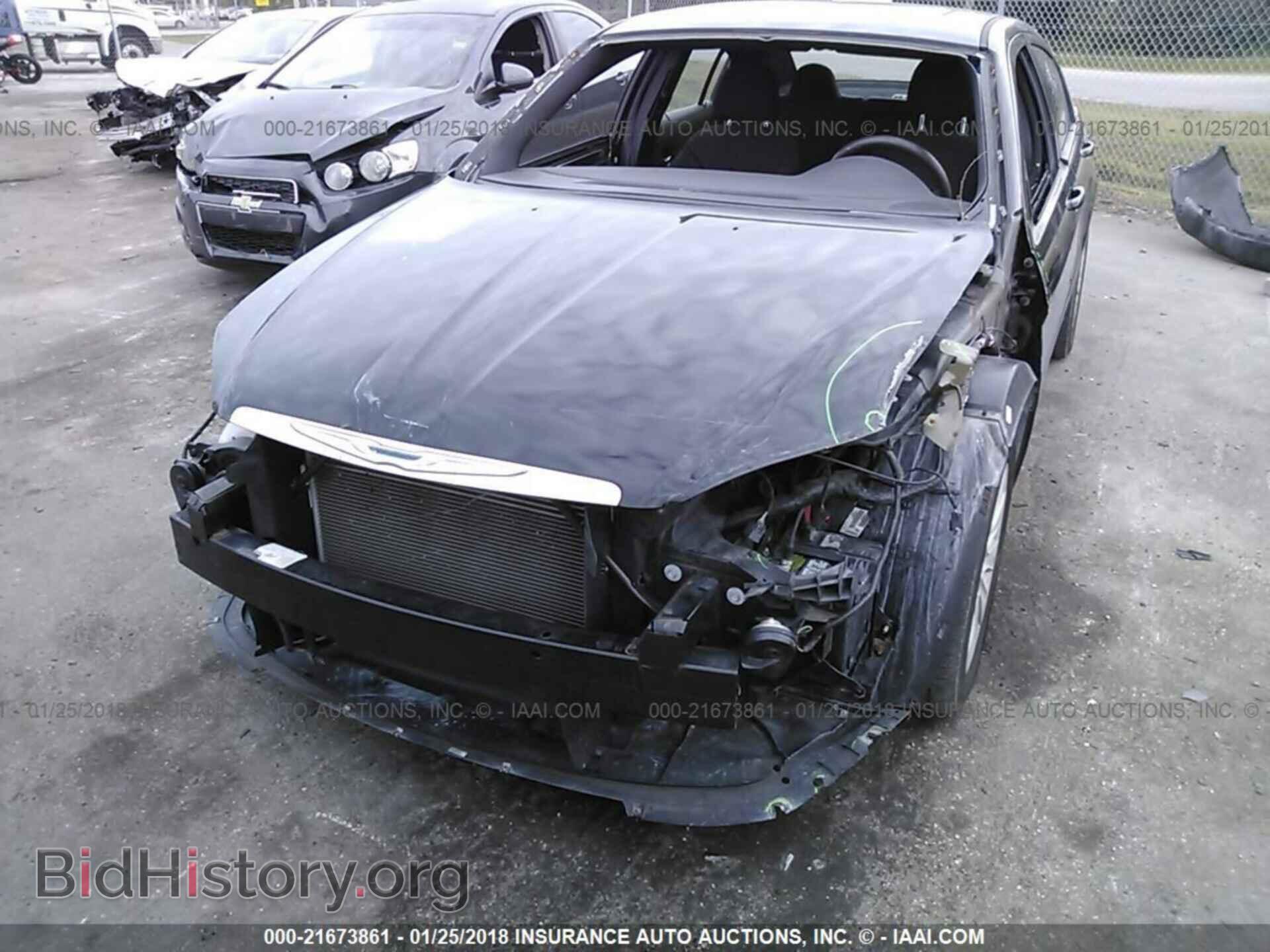 2012 Chrysler 200 - VIN: 1C3CCBABXCN210021 - Фото 6