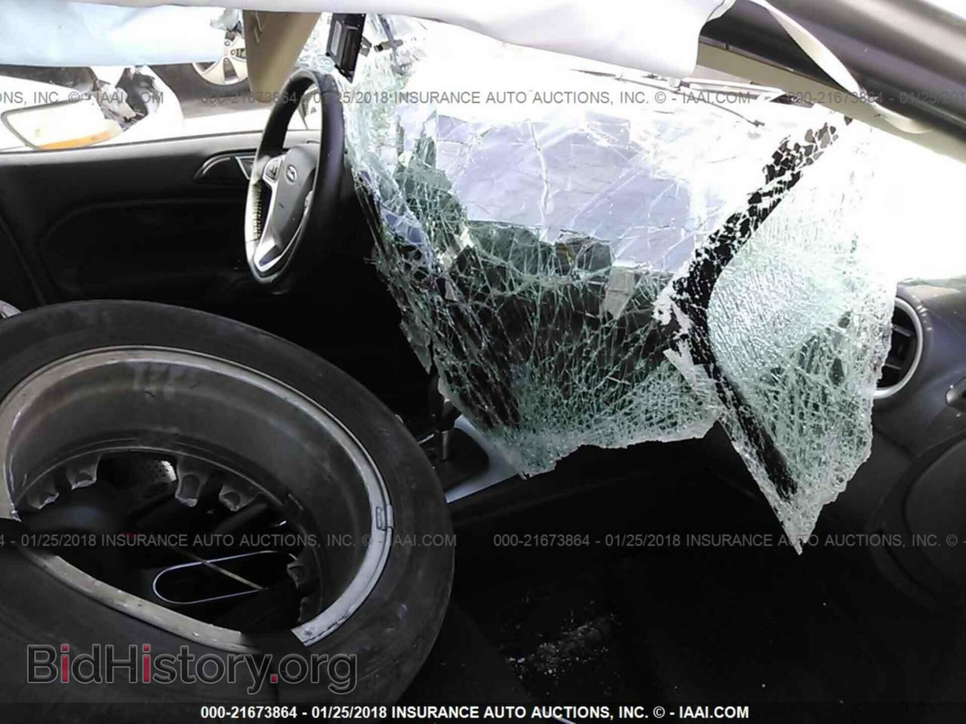 2015 Ford Fiesta - VIN: 3FADP4EJ3FM204275 - Фото 5